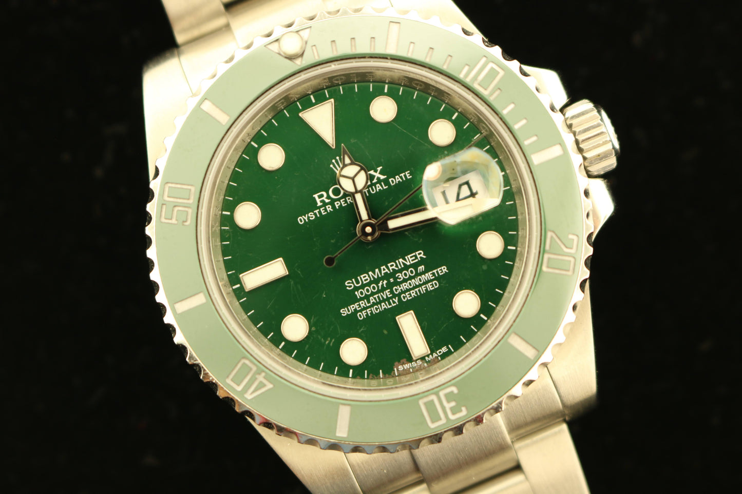 2016 Rolex Submariner 116610lv Hulk Green Dial Oyster Bracelet No Papers 40mm