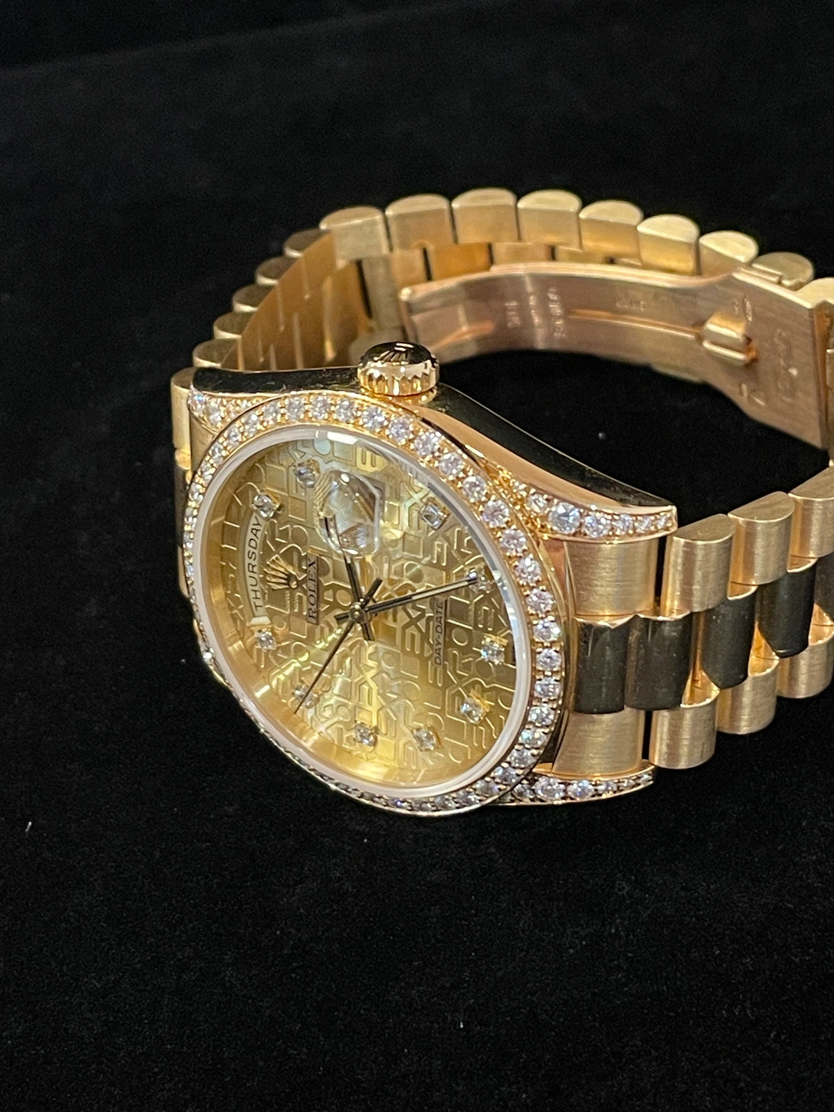 1990 Rolex Day-Date 18388 Jubilee Diamond Dial Bezel and Lugs 18kt President 36m