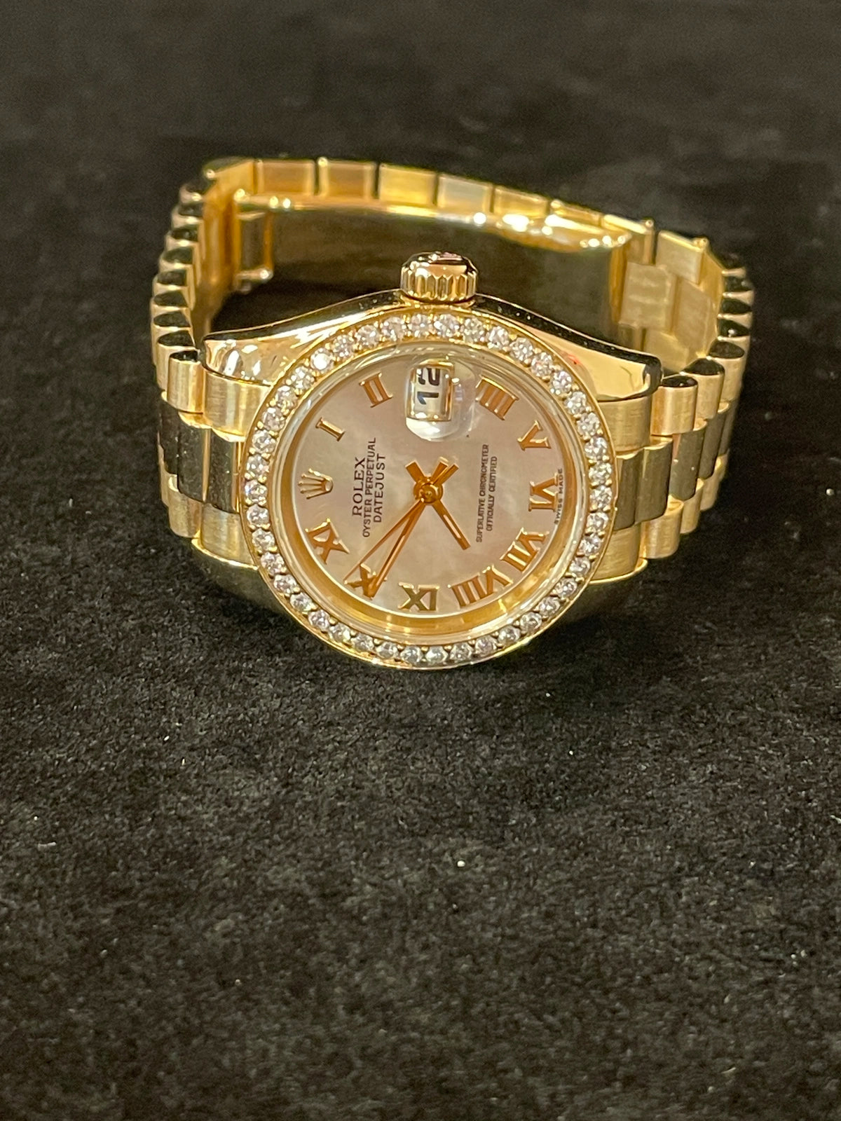 2002 Rolex Ladies Datejust 179178 MOP Dial Diamond Bezel 18kt President 26mm