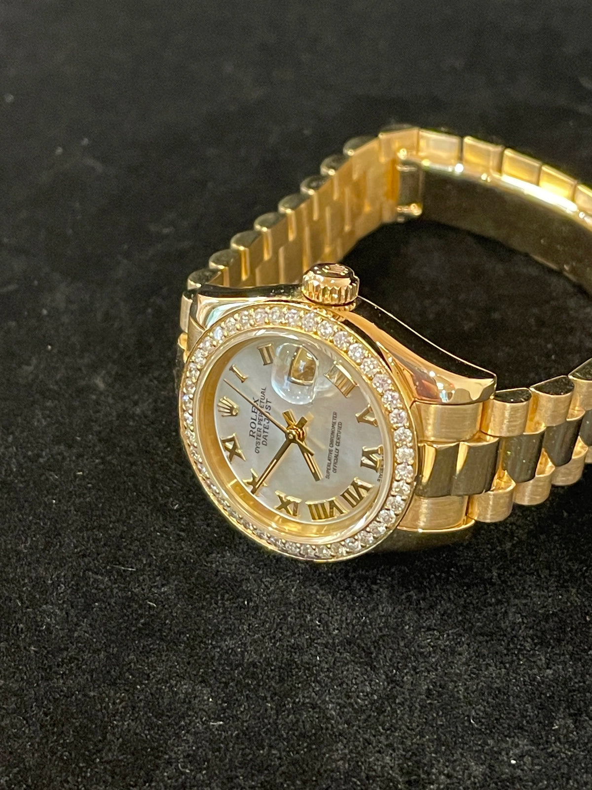 2002 Rolex Ladies Datejust 179178 MOP Dial Diamond Bezel 18kt President 26mm
