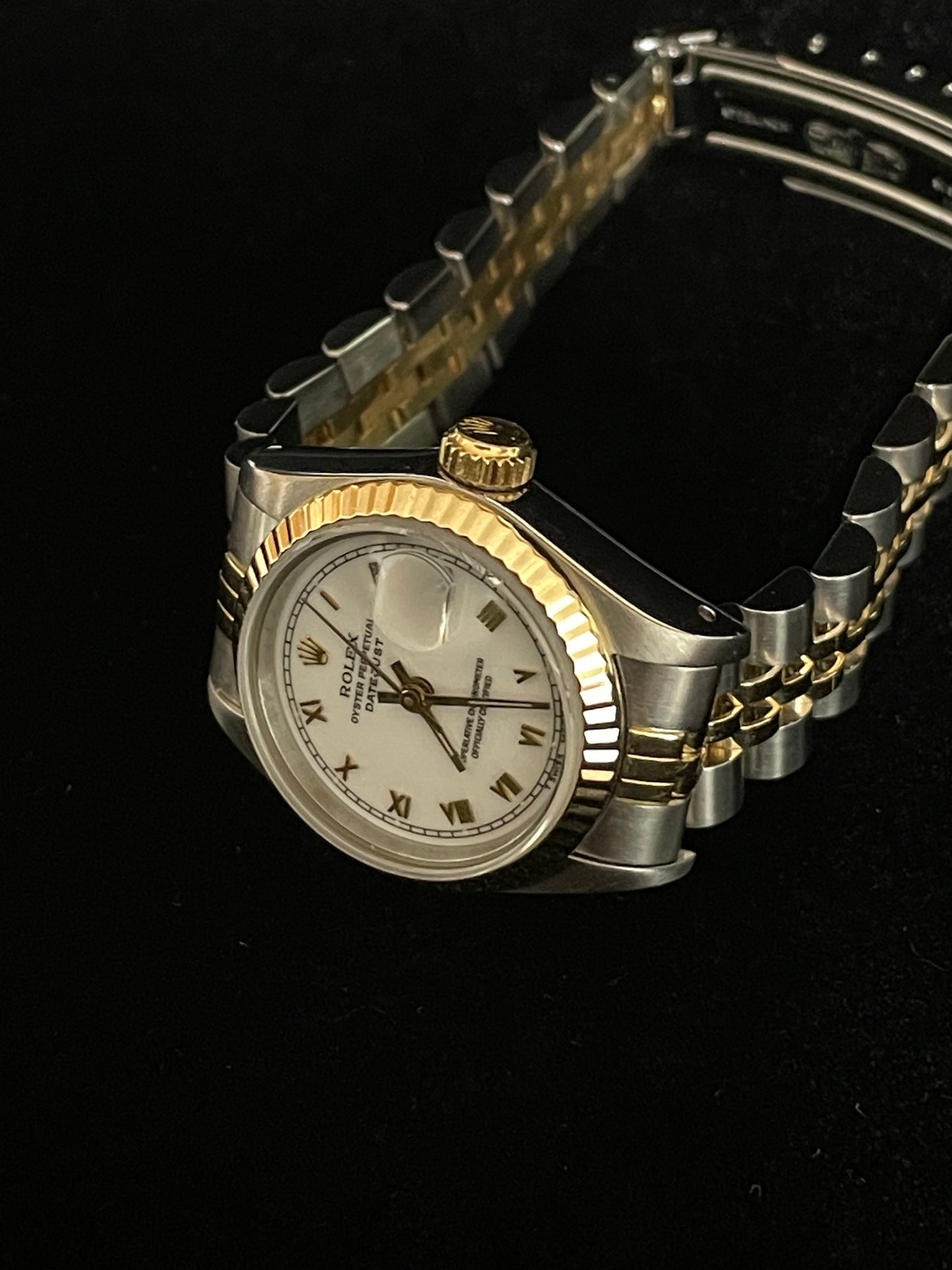 1988 Rolex Ladies Datejust 69173 White Roman Dial TT 18kt Jubilee No Papers 26mm