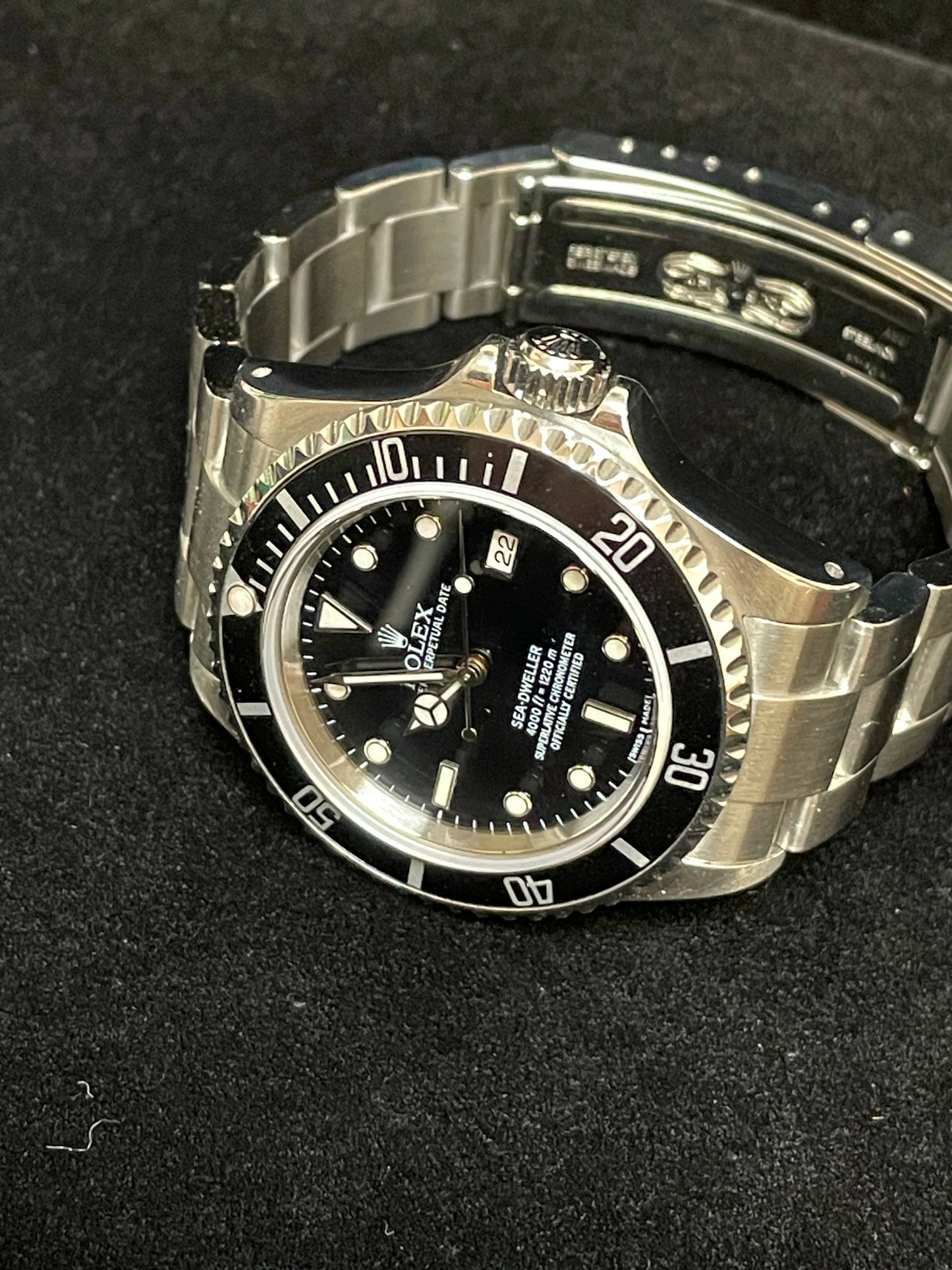 2000 Rolex Sea-Dweller 16600 Black Dial SS Oyster With Papers 40mm