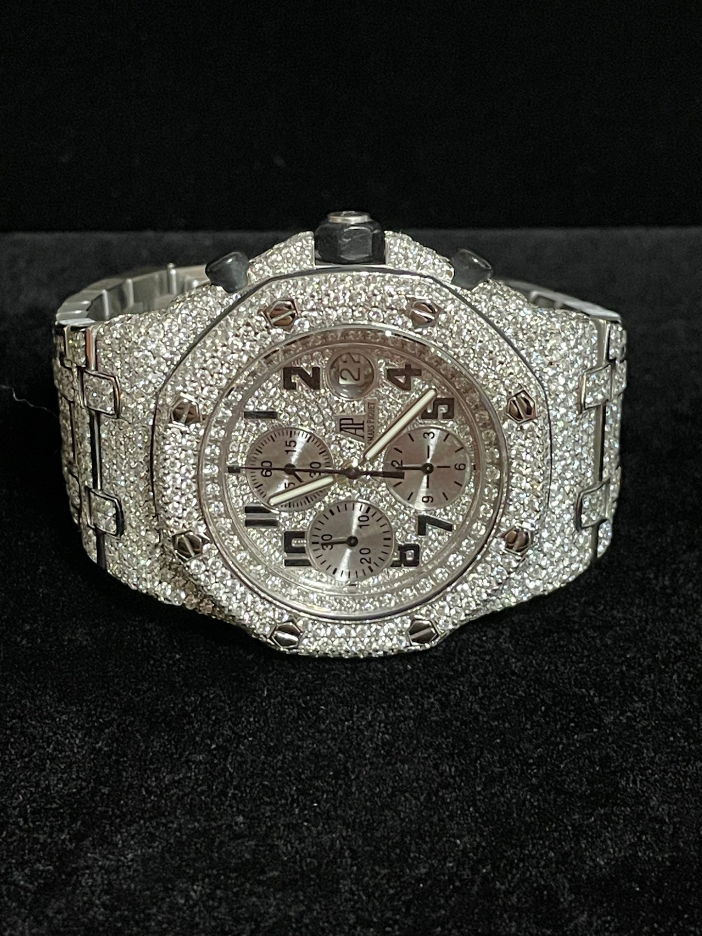 Audemars Piguet Royal Oak Offshore Chrono Iced Out 26020ST With 2 straps 42mm