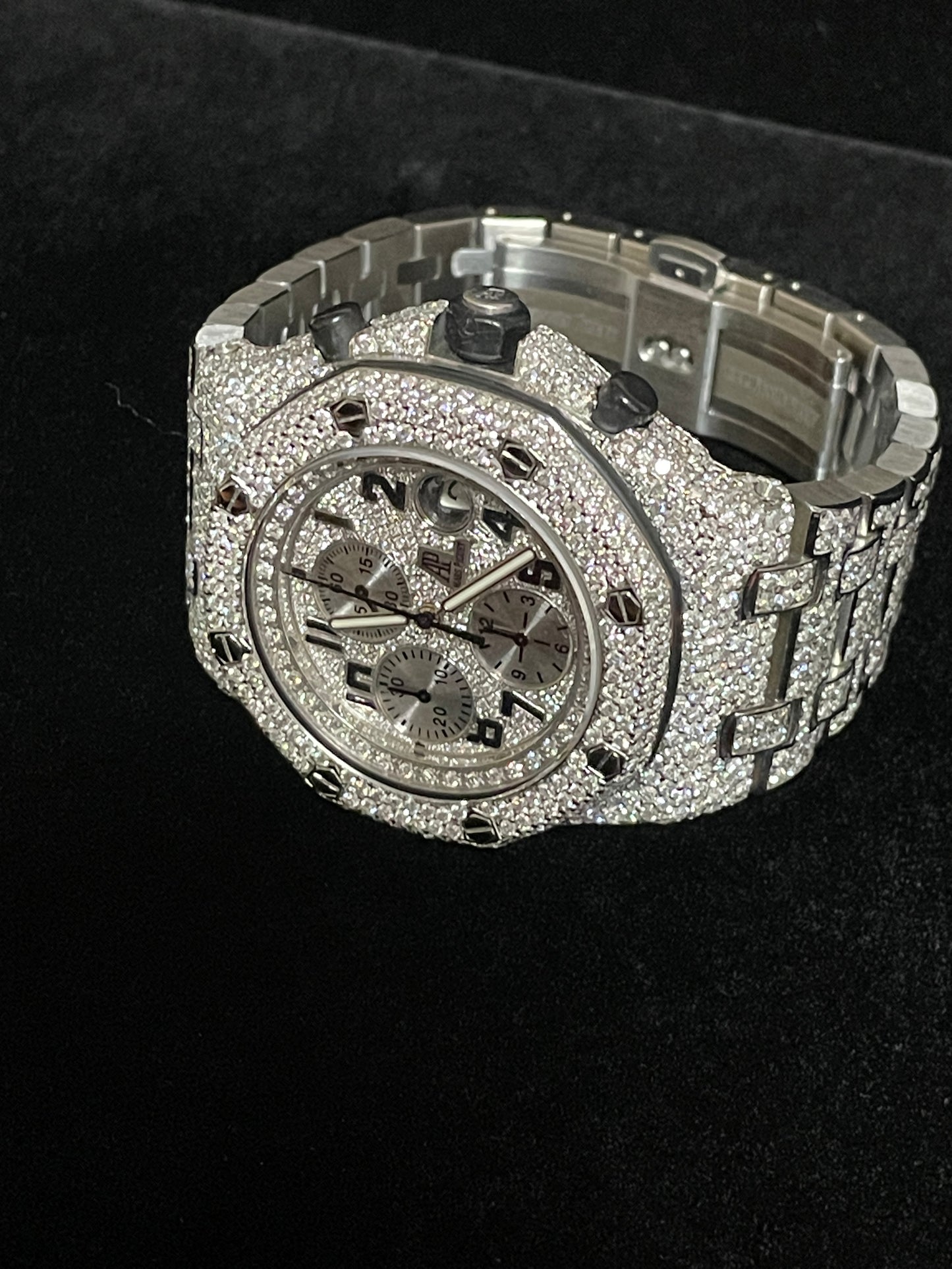 Audemars Piguet Royal Oak Offshore Chrono Iced Out 26020ST With 2 straps 42mm