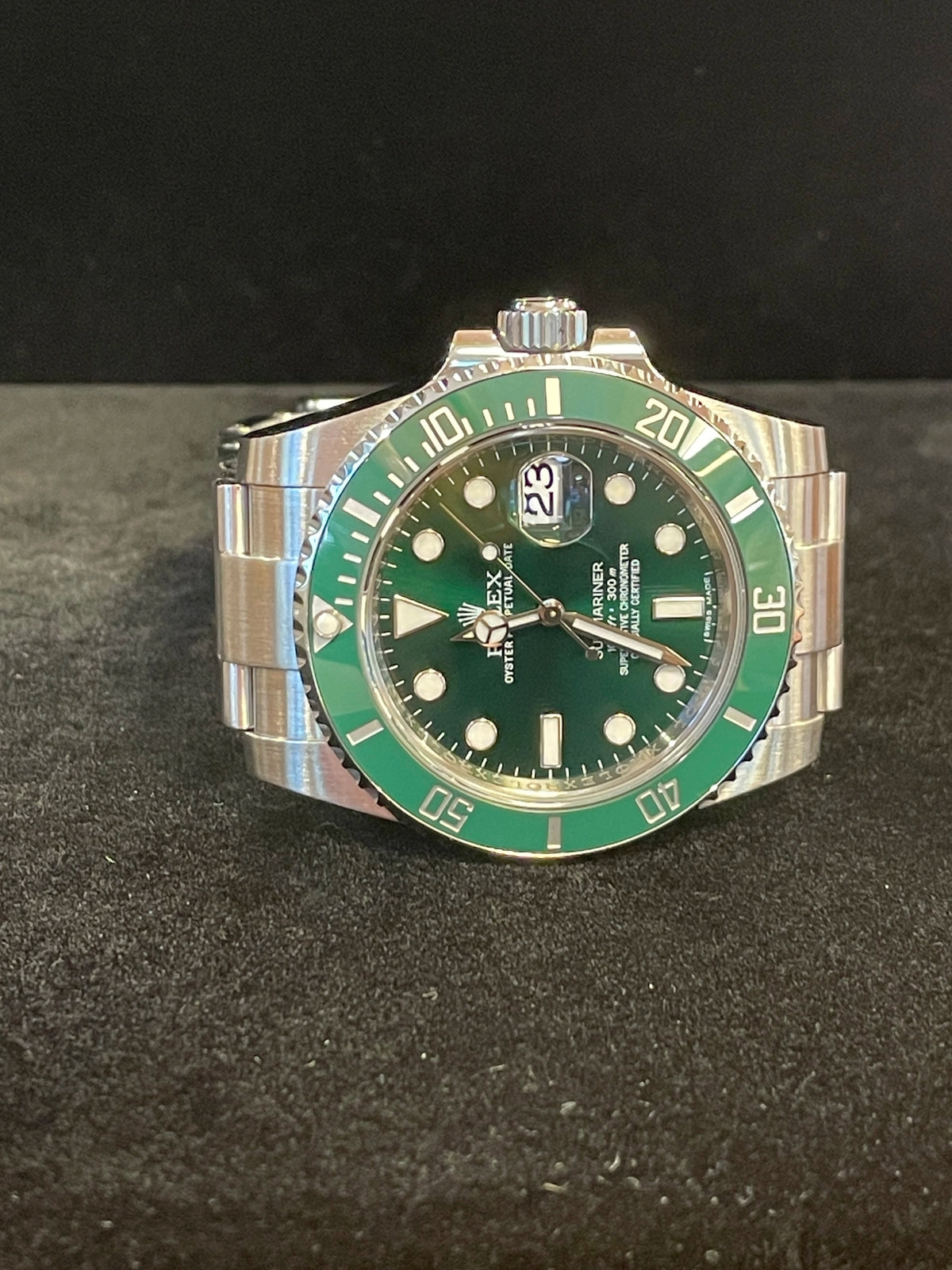 2011 Rolex Hulk Submariner 116610lv Green Dial SS Oyster With Papers 40mm