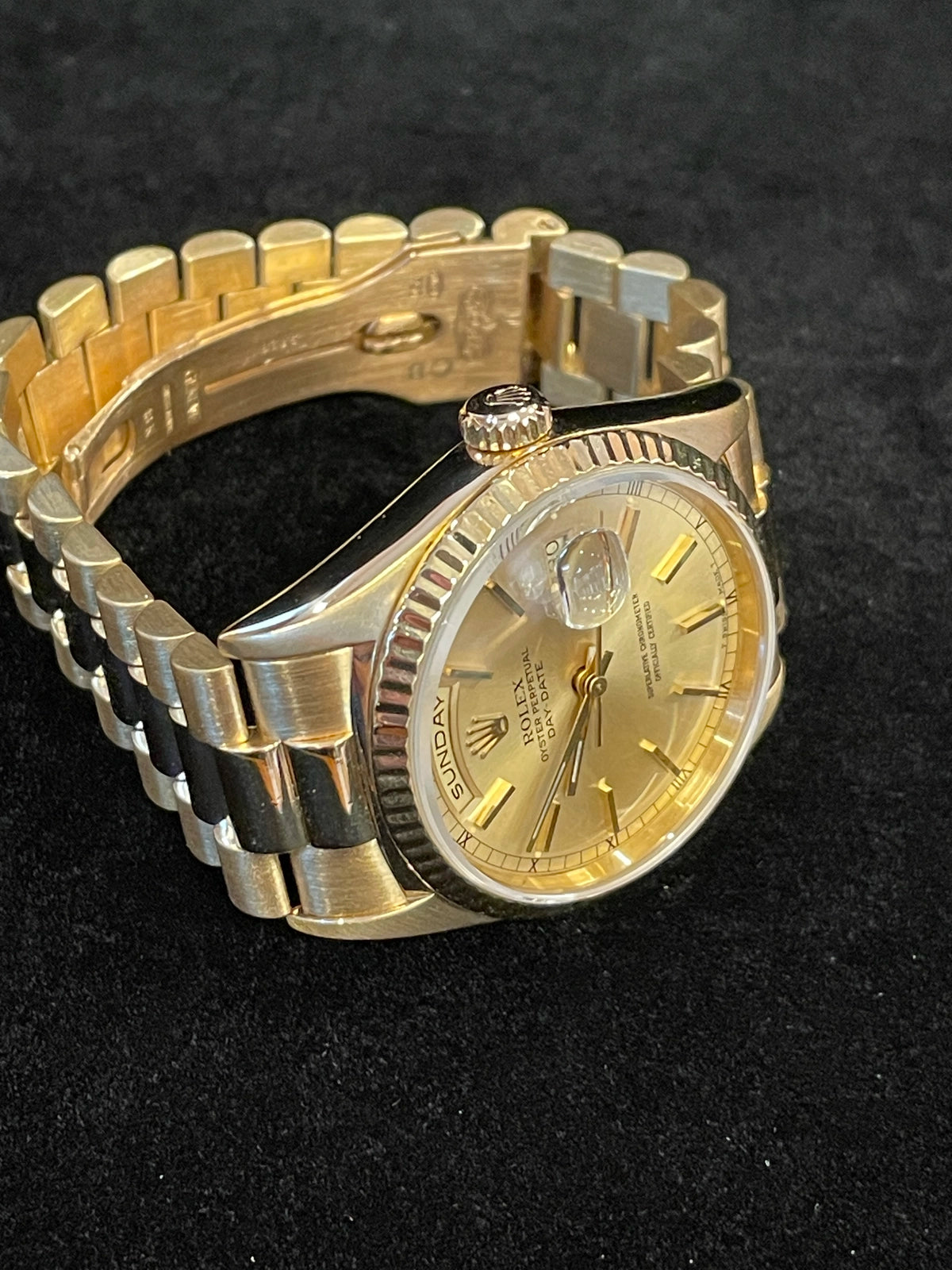 1996 Rolex Day-Date 18238 Champagne Dial 18kt President No Papers 36mm