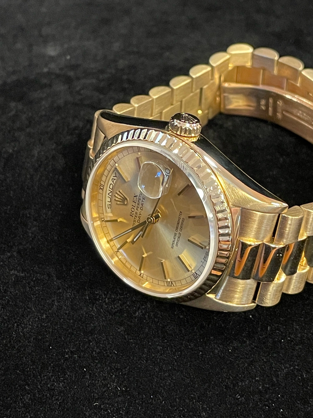 1996 Rolex Day-Date 18238 Champagne Dial 18kt President No Papers 36mm