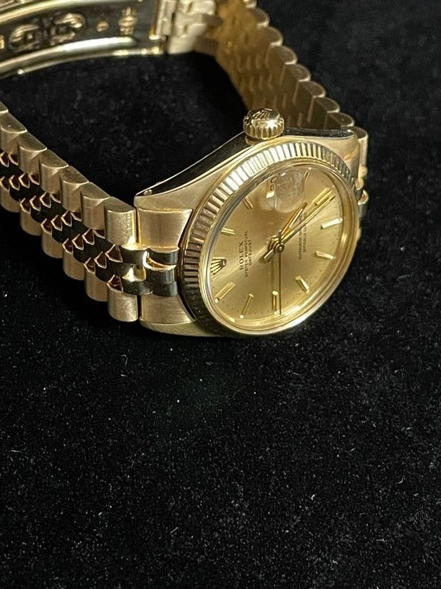 1974 Rolex Datejust Midsize 6827 Champagne Dial 18kt Yellow Gold Jubilee 31mm