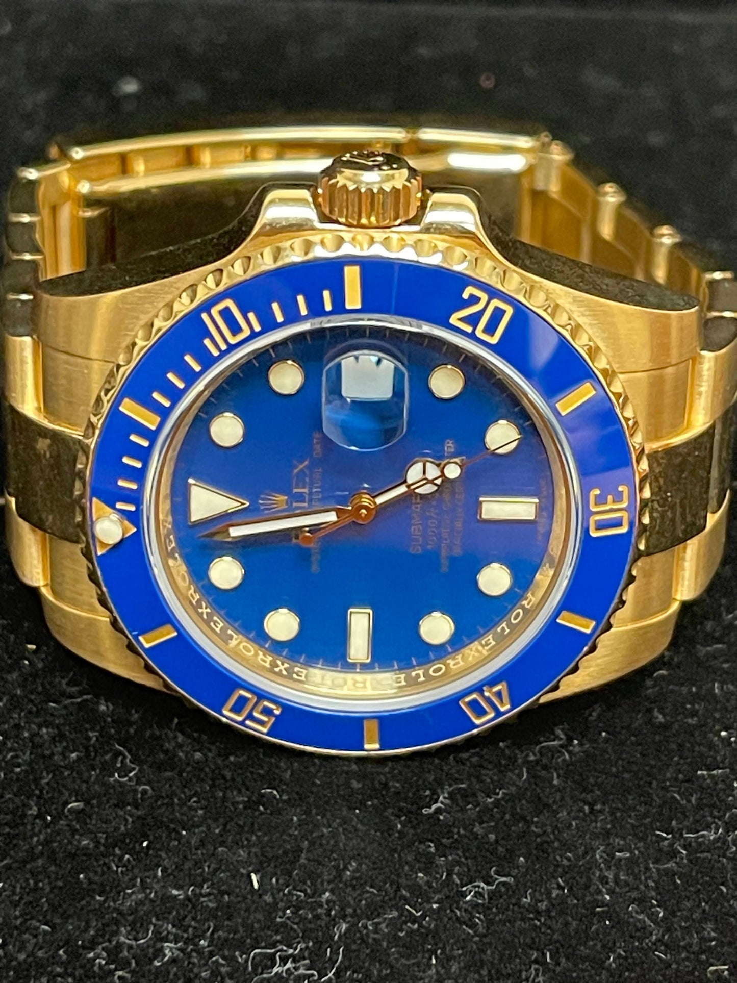 OHA 2012 Mens Rolex Submariner 116618 Flat Blue Dial 18kt Oyster With Papers 40mm