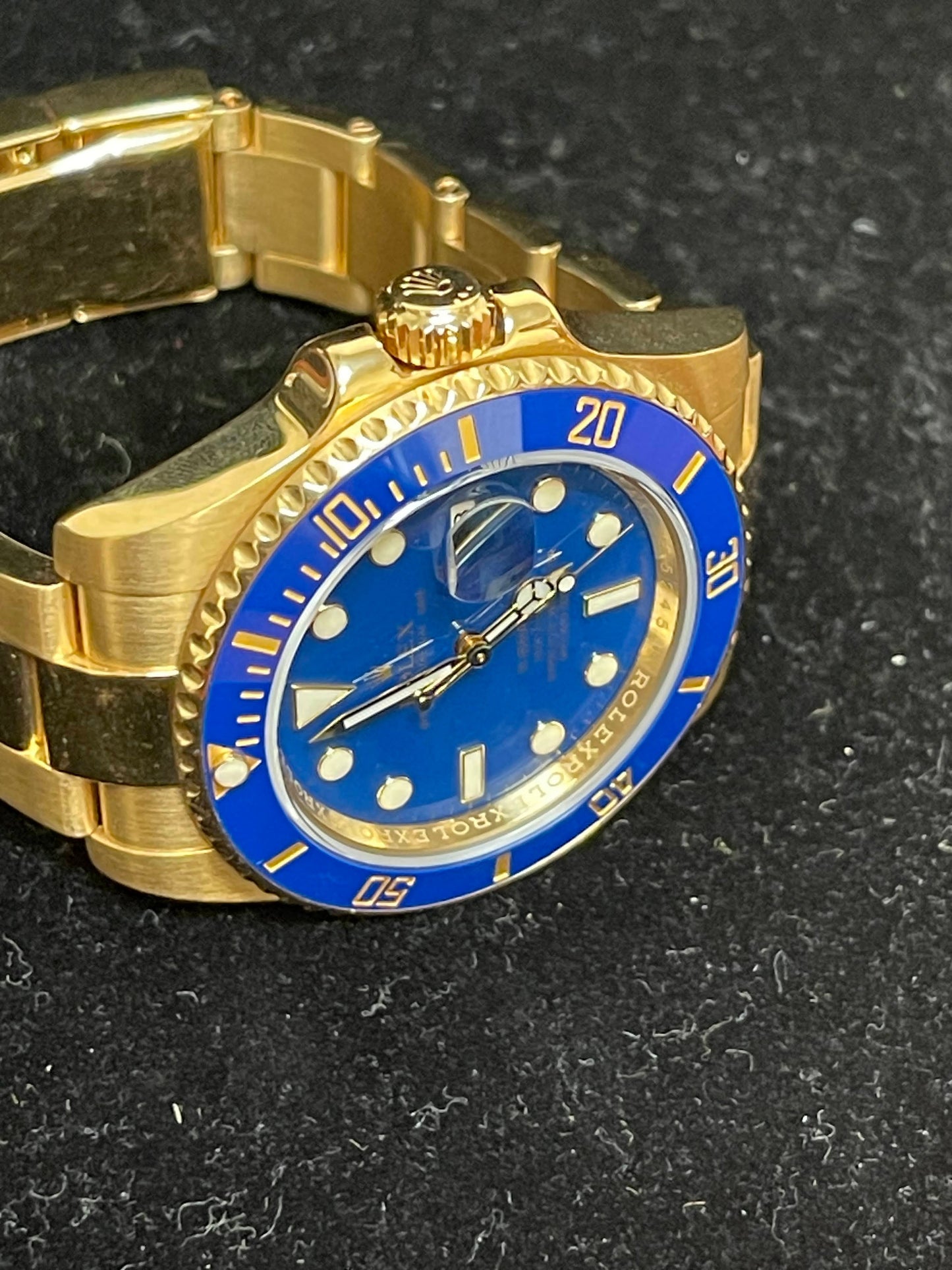 OHA 2012 Mens Rolex Submariner 116618 Flat Blue Dial 18kt Oyster With Papers 40mm