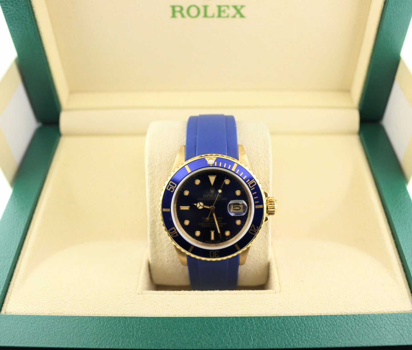 1981 Rolex Submariner 16808 Blue Dial Blue Rubber Strap 18kt Gold No Paper 40mm