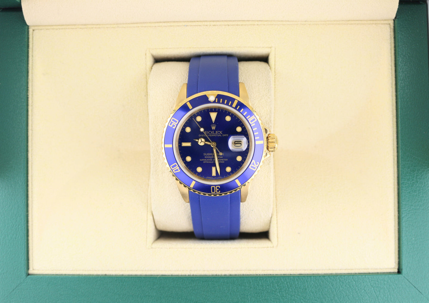 1981 Rolex Submariner 16808 Blue Dial Blue Rubber Strap 18kt Gold No Paper 40mm