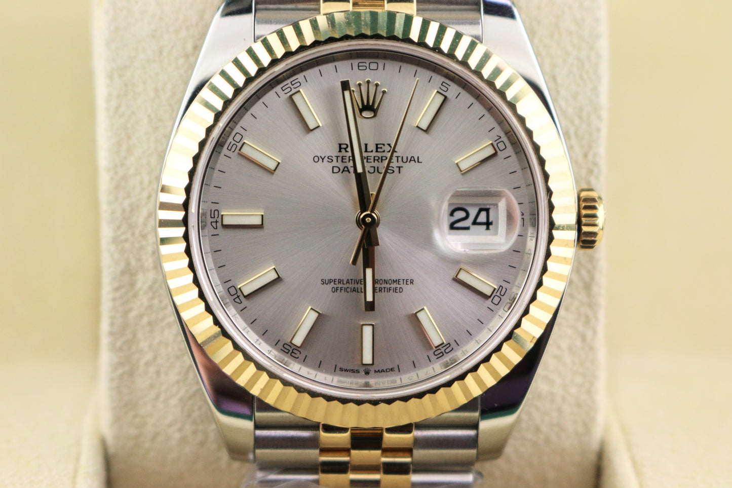 2023 Rolex Datejust 126333 Silver Stick Dial TT 18kt Jubilee With Papers 41mm