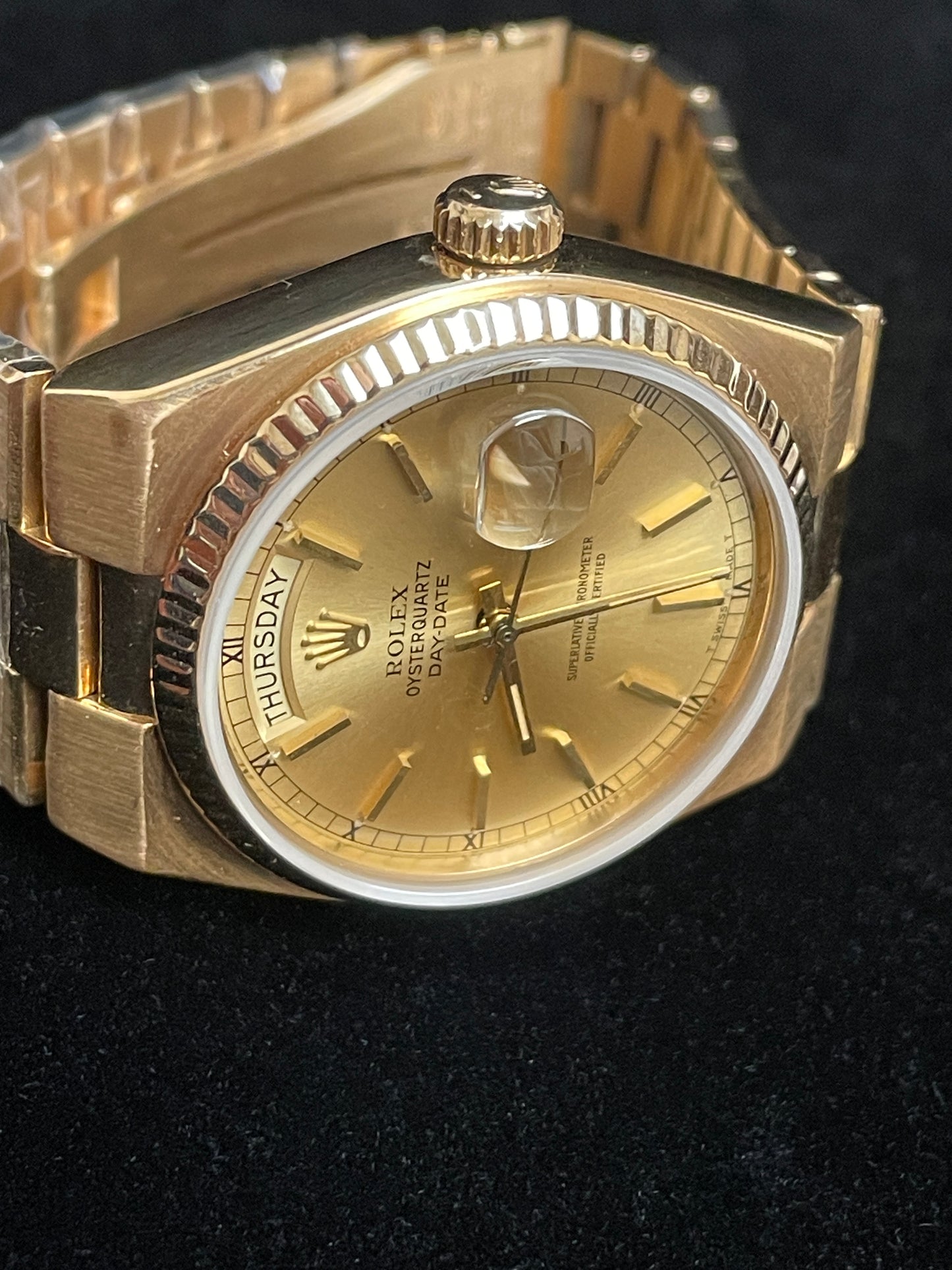 1978 Rolex Day-Date Oysterquartz 19018 Champagne Dial 18kt President 36mm