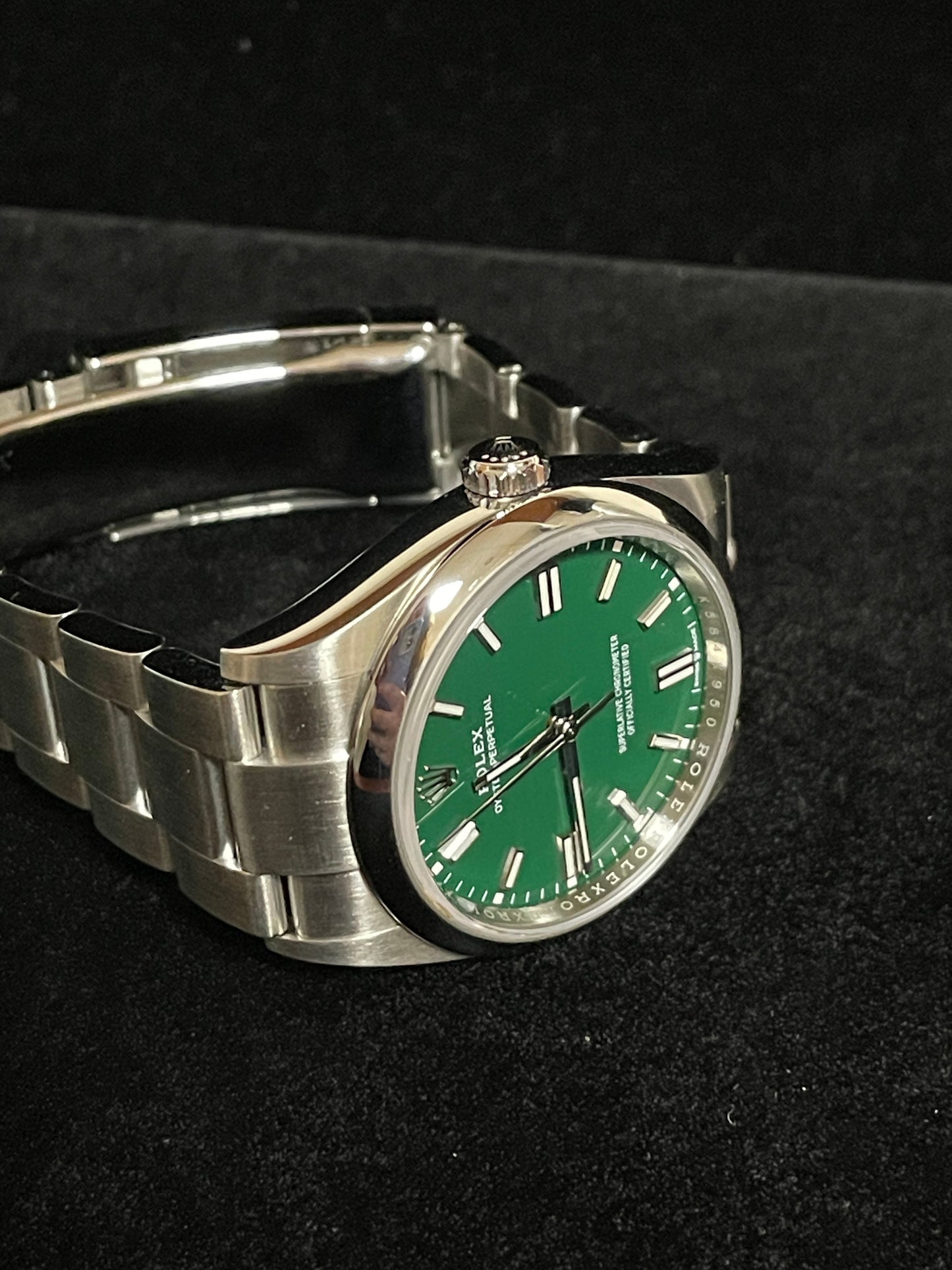 2022 Rolex Oyster Perpetual 126000 Green Dial SS Oyster With Papers 36mm