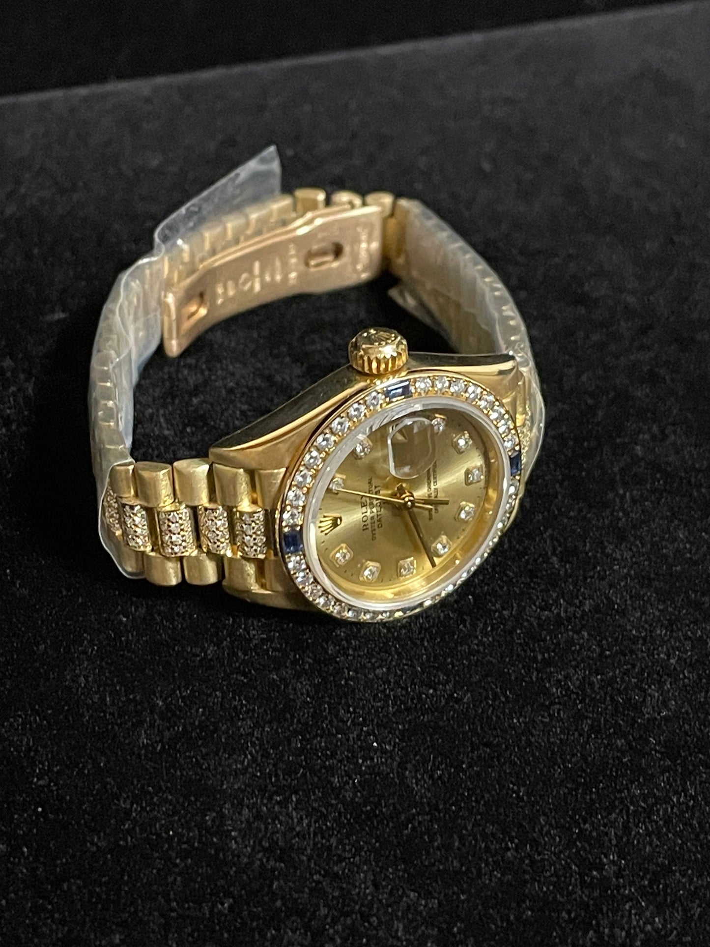 Rolex Ladies President 69088 Crown Collection Diamond and Sapphire 18kt YG 26mm