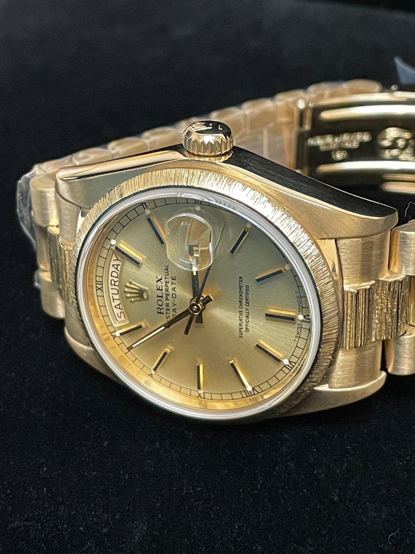 1981 Rolex Day-Date 18078 Champagne Dial 18kt Bark President No Papers 36mm