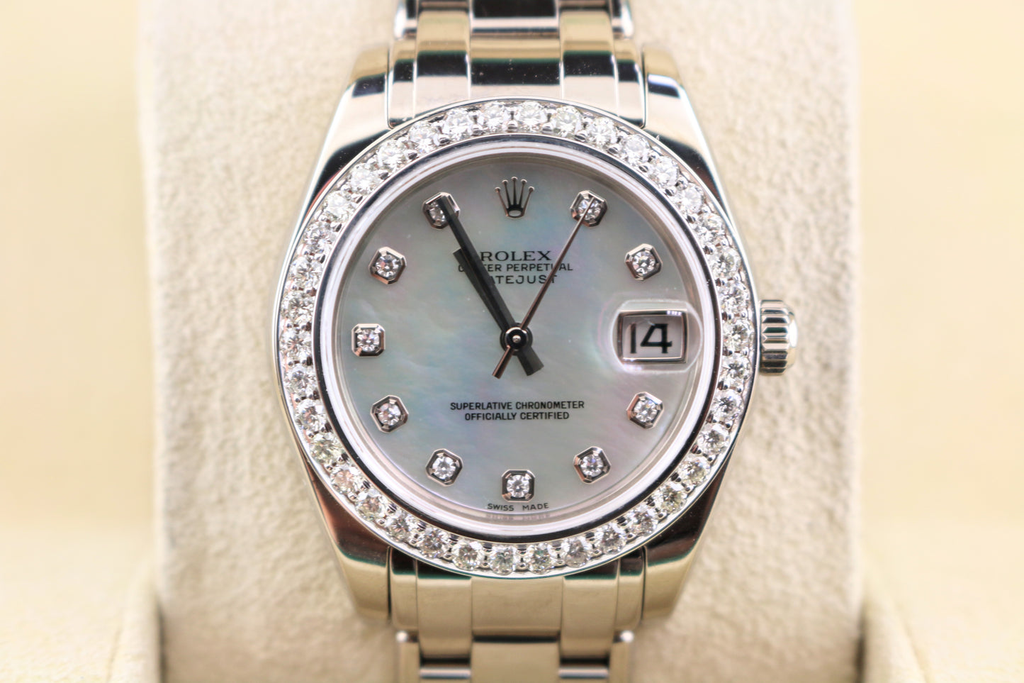 2002 Rolex Ladies 81209 MOP Diamond Dial and Bezel WG 18kt Pearlmaster 34mm