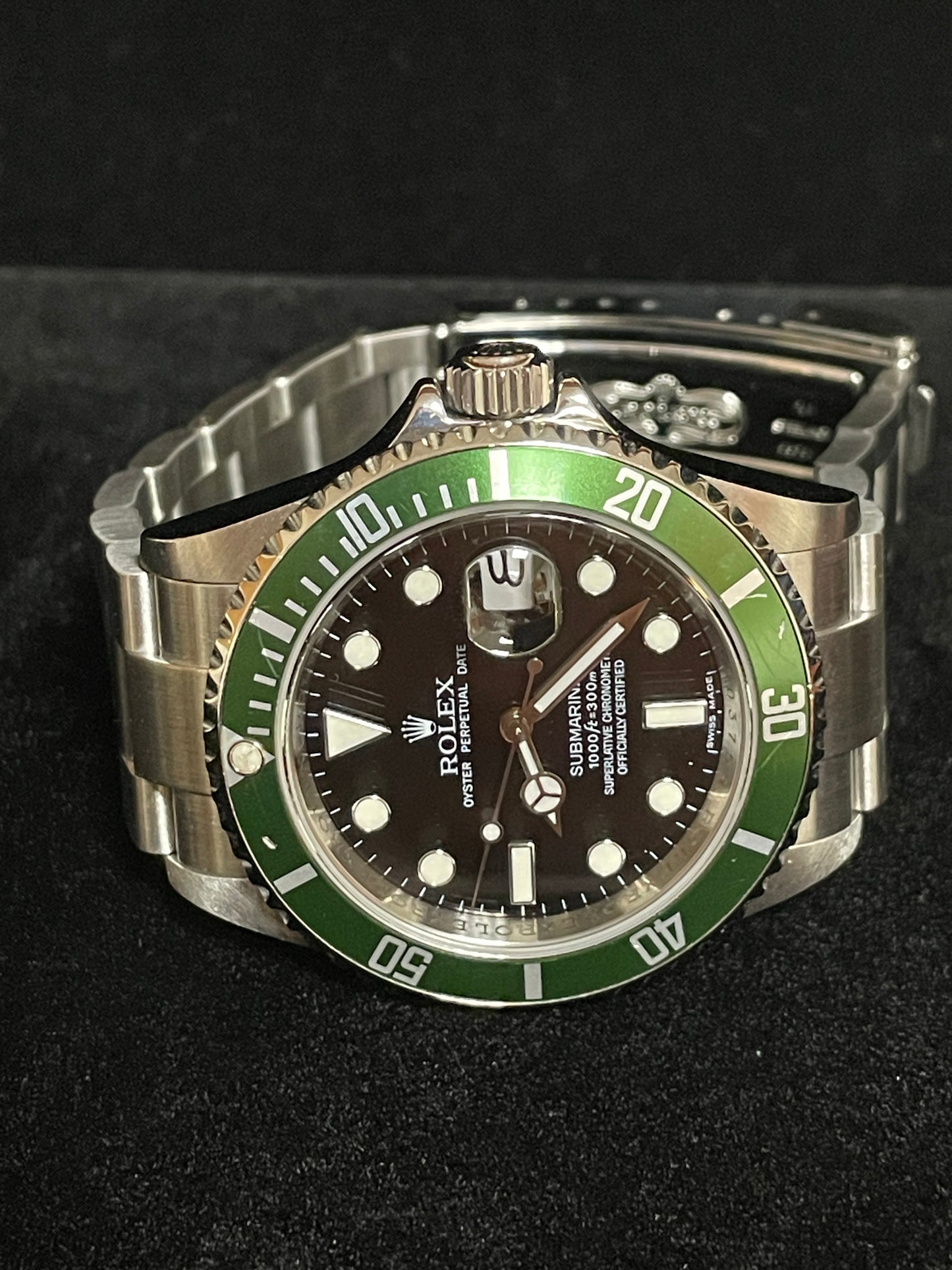 2009 Rolex Kermit Submariner 16610LV Black Dial Engraved Rehaut W/ Papers 40mm