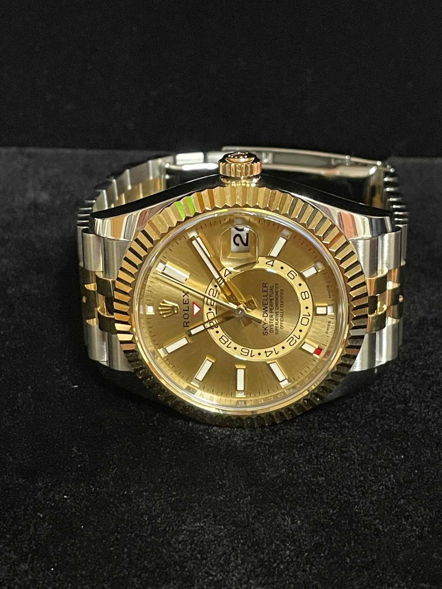 2021 Rolex Sky-Dweller 326933 Champagne Dial TT Jubilee With Papers 42mm