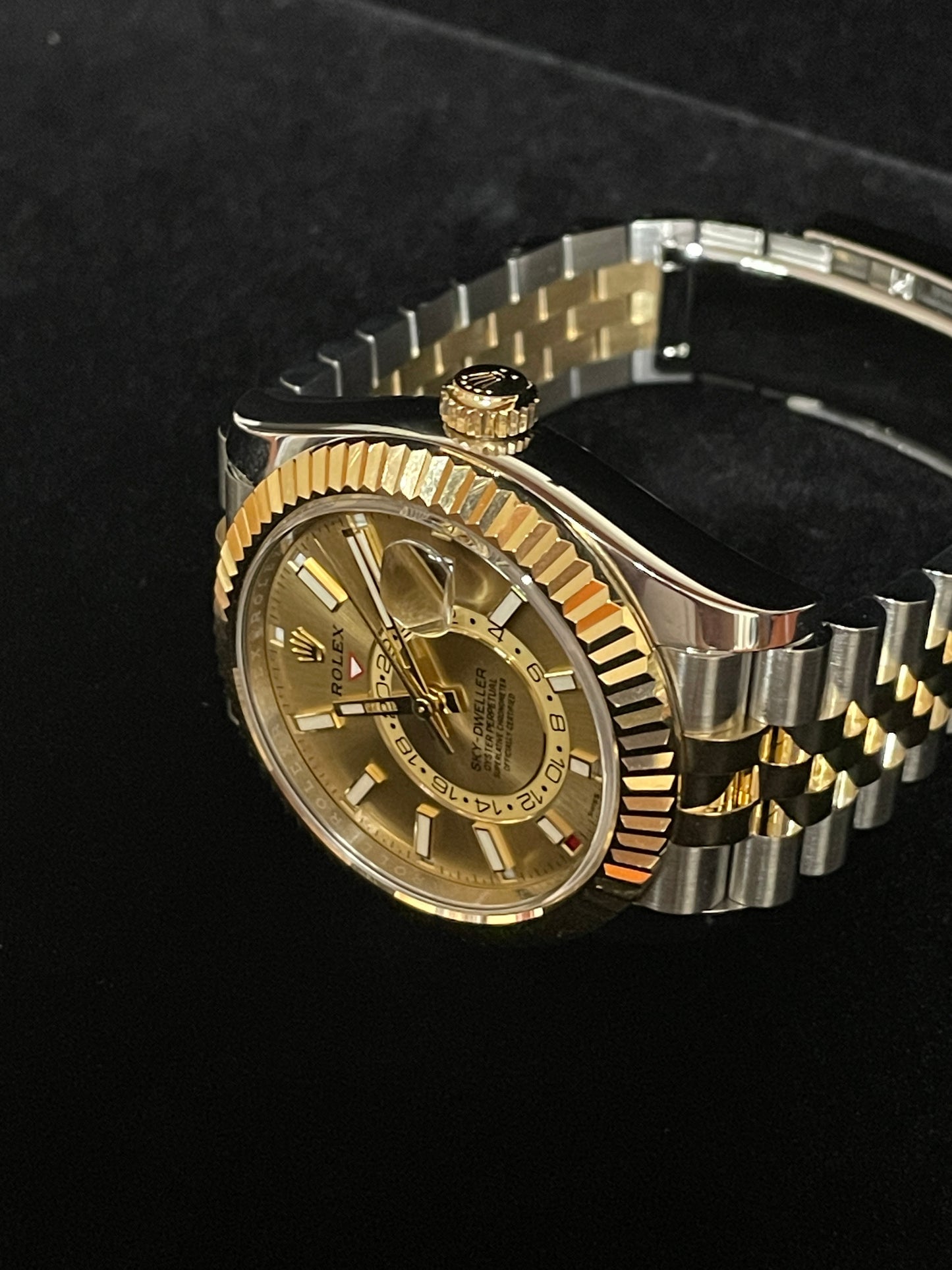 2021 Rolex Sky-Dweller 326933 Champagne Dial TT Jubilee With Papers 42mm