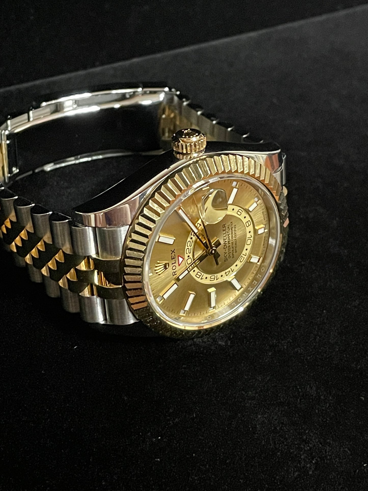 2021 Rolex Sky-Dweller 326933 Champagne Dial TT Jubilee With Papers 42mm
