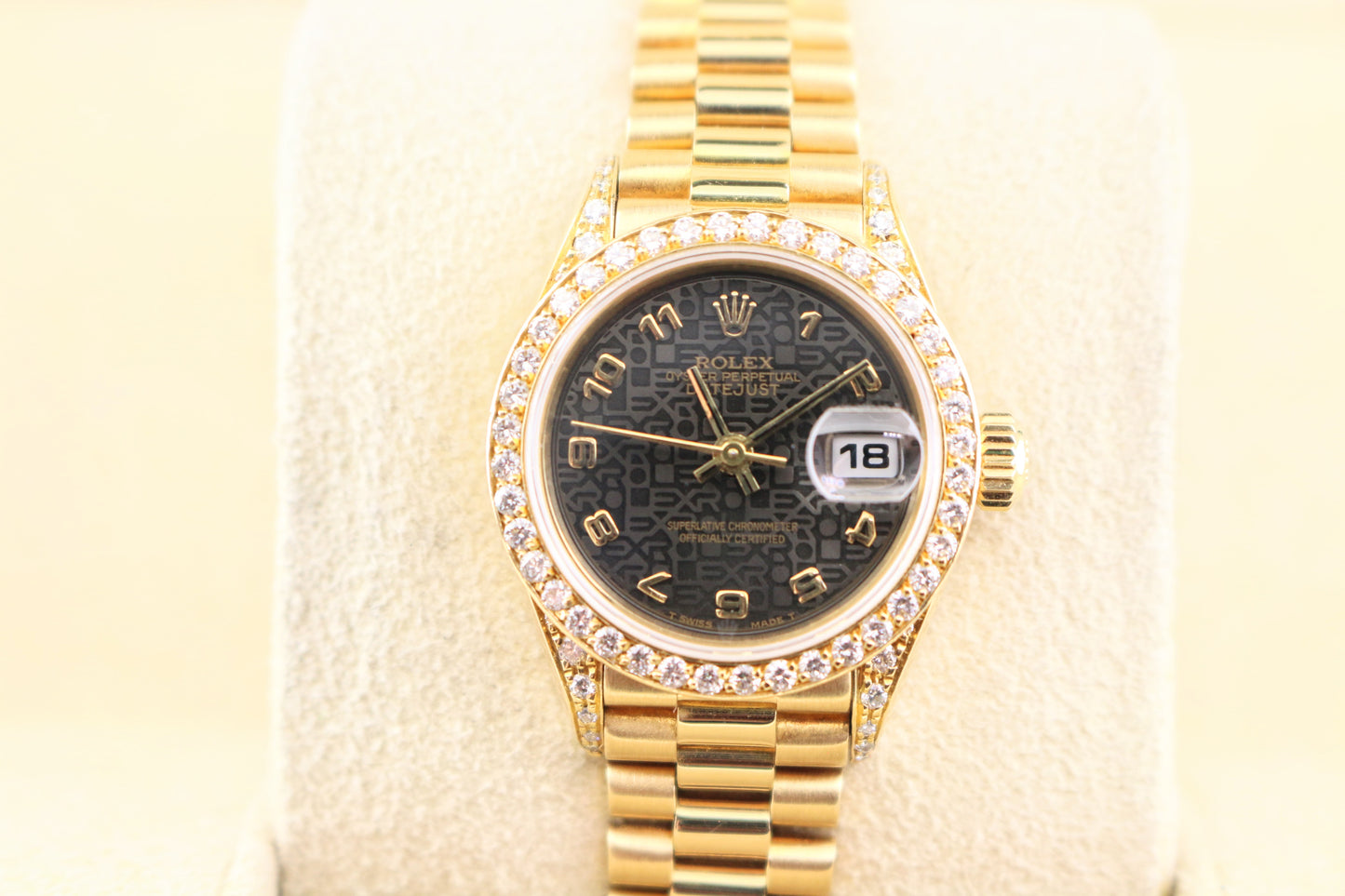 Rolex Datejust 69038 Black Anniversary Dial Diamond Case 18kt YG President 26mm