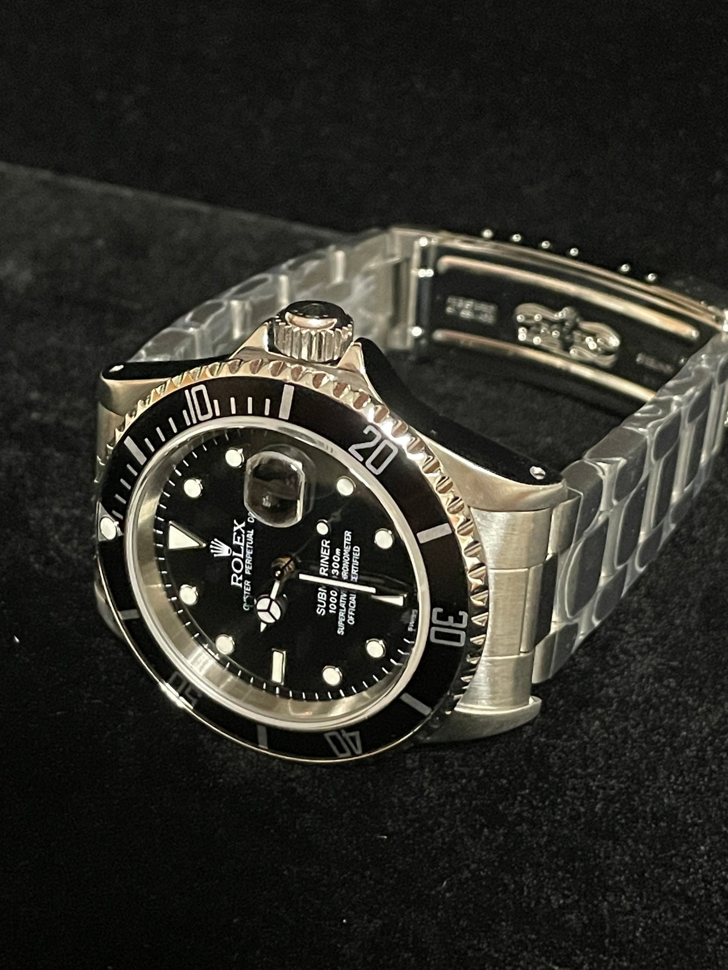 1996 Rolex Submariner Date 16610 Black Dial SS Oyster with RSC papers 40mm