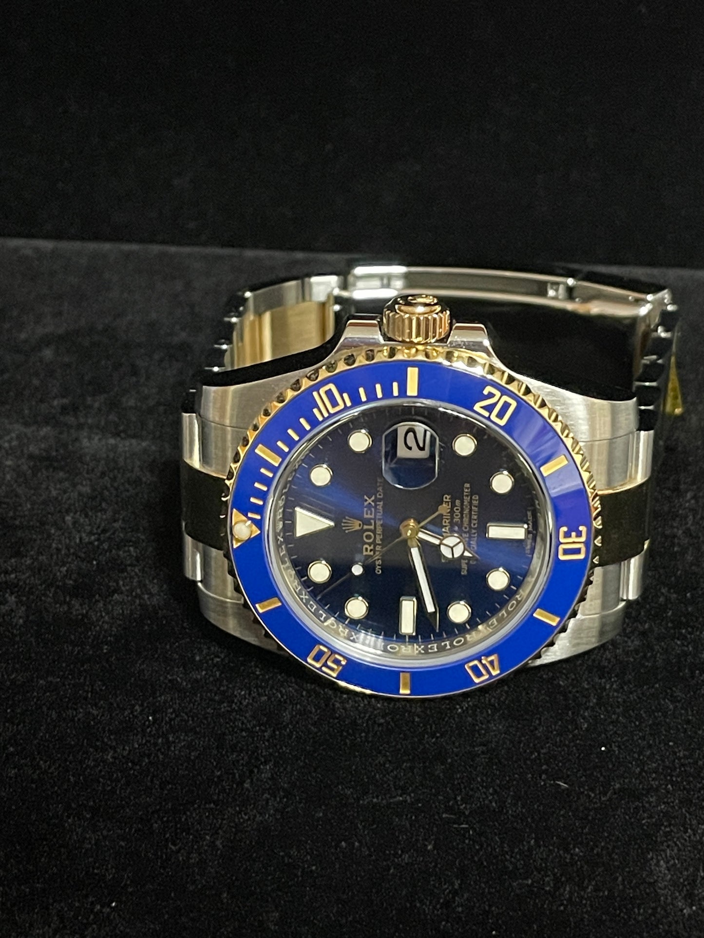 2017 Rolex Submariner Bluesy 116613lb Blue Dial TT 18kt Oyster With Papers 40mm