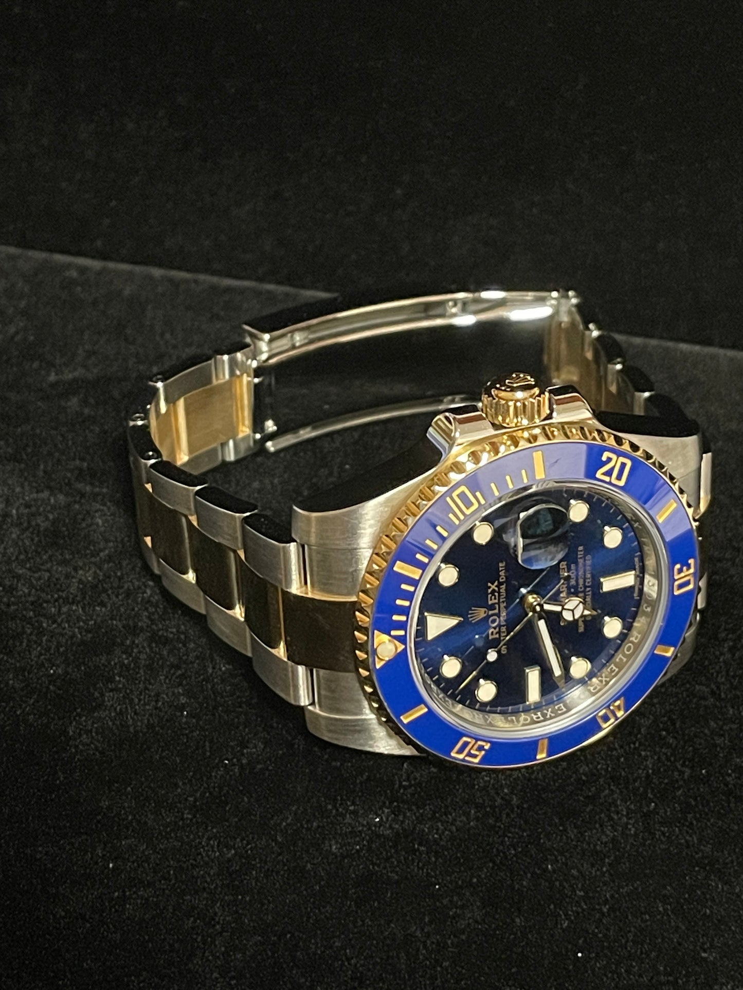 2017 Rolex Submariner Bluesy 116613lb Blue Dial TT 18kt Oyster With Papers 40mm