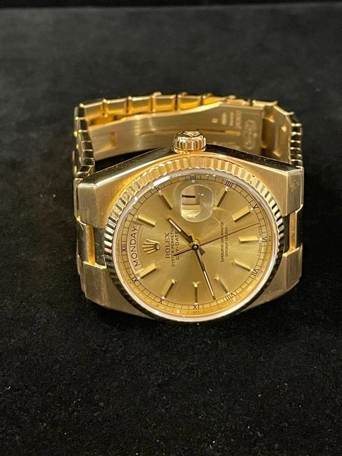 1981 Rolex Day-Date Oysterquartz 19018 Champagne Dial YG 18kt No Papers 36mm