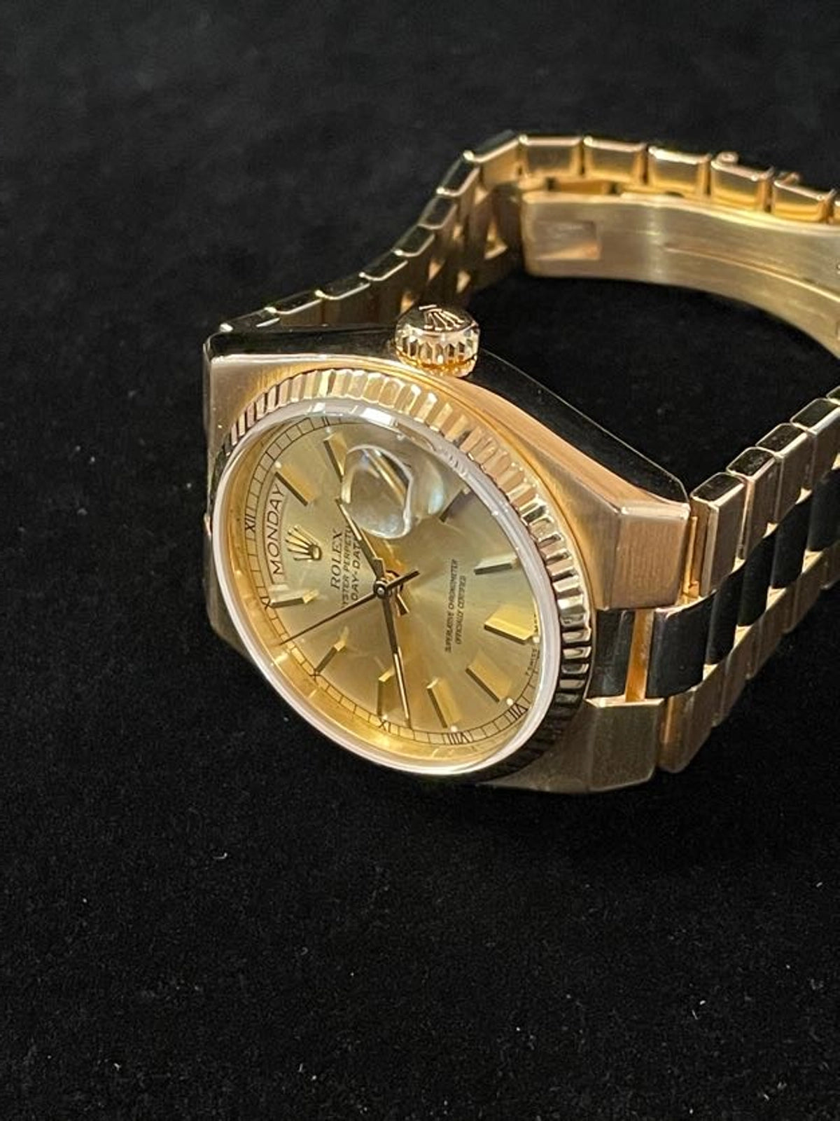 1981 Rolex Day-Date Oysterquartz 19018 Champagne Dial YG 18kt No Papers 36mm
