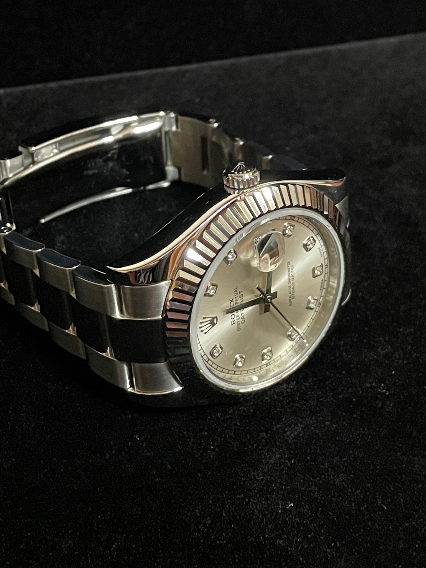 2010 Rolex Datejust 116334 Silver Diamond Dial 18kt Fluted Bezel SS Oyster 41mm