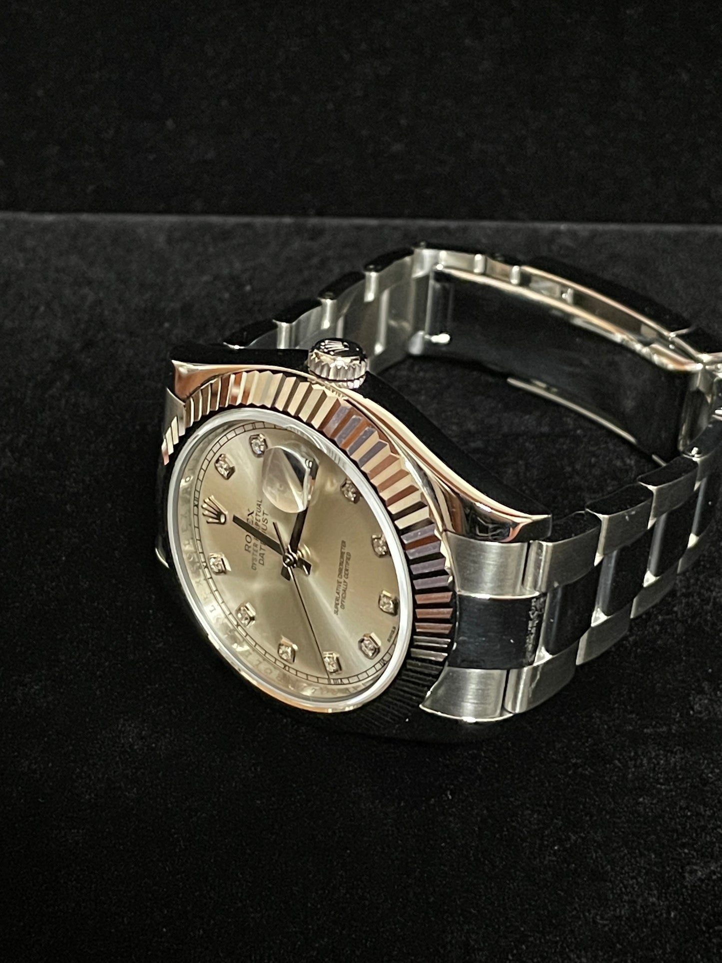 2010 Rolex Datejust 116334 Silver Diamond Dial 18kt Fluted Bezel SS Oyster 41mm