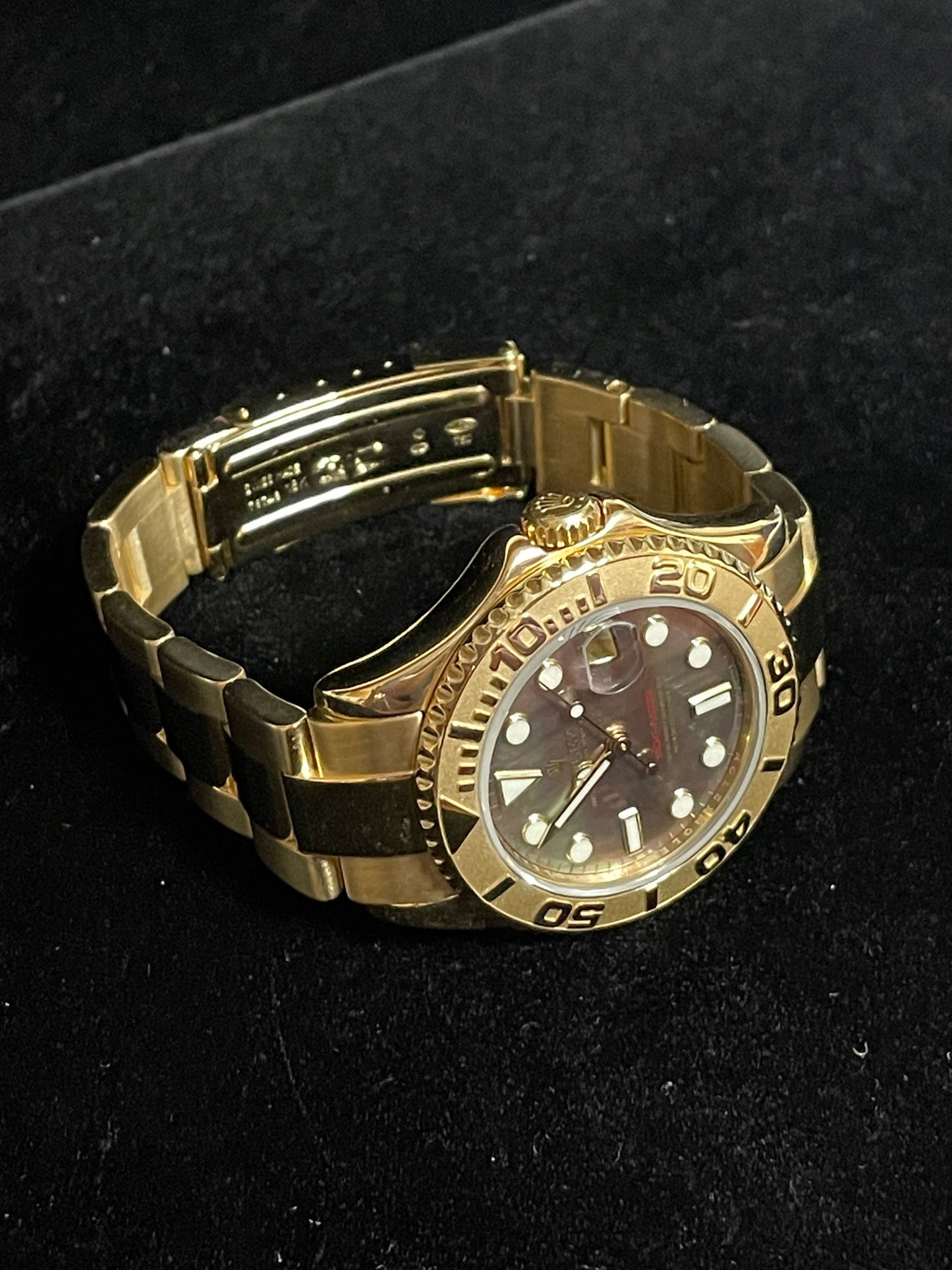 2009 Rolex Yacht-Master 168628 Tahitian MOP Dial 18k Oyster Engraved Rehaut 35mm