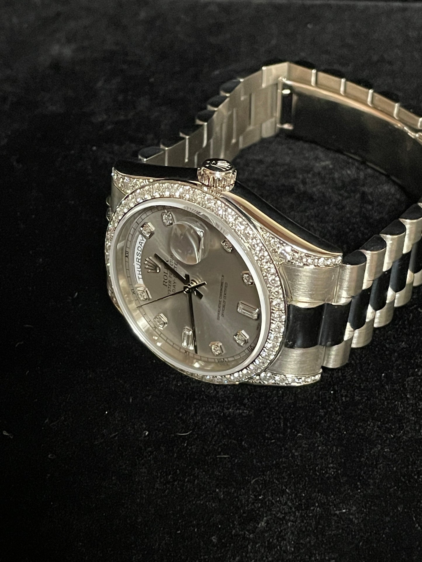 2004 Rolex Day-Date 118389 Rhodium Diamond Dial 18kt WG President W Papers 36mm