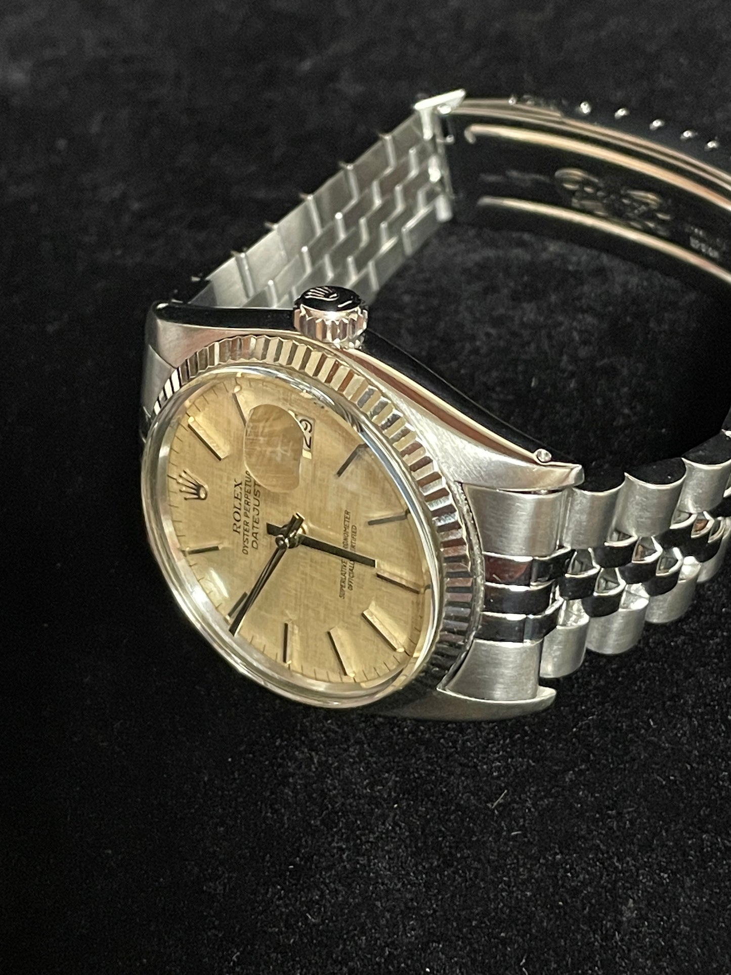 1978 Rolex Datejust 16014 Silver Linen Dial SS Jubilee 18kt Fluted WG Bezel 36mm