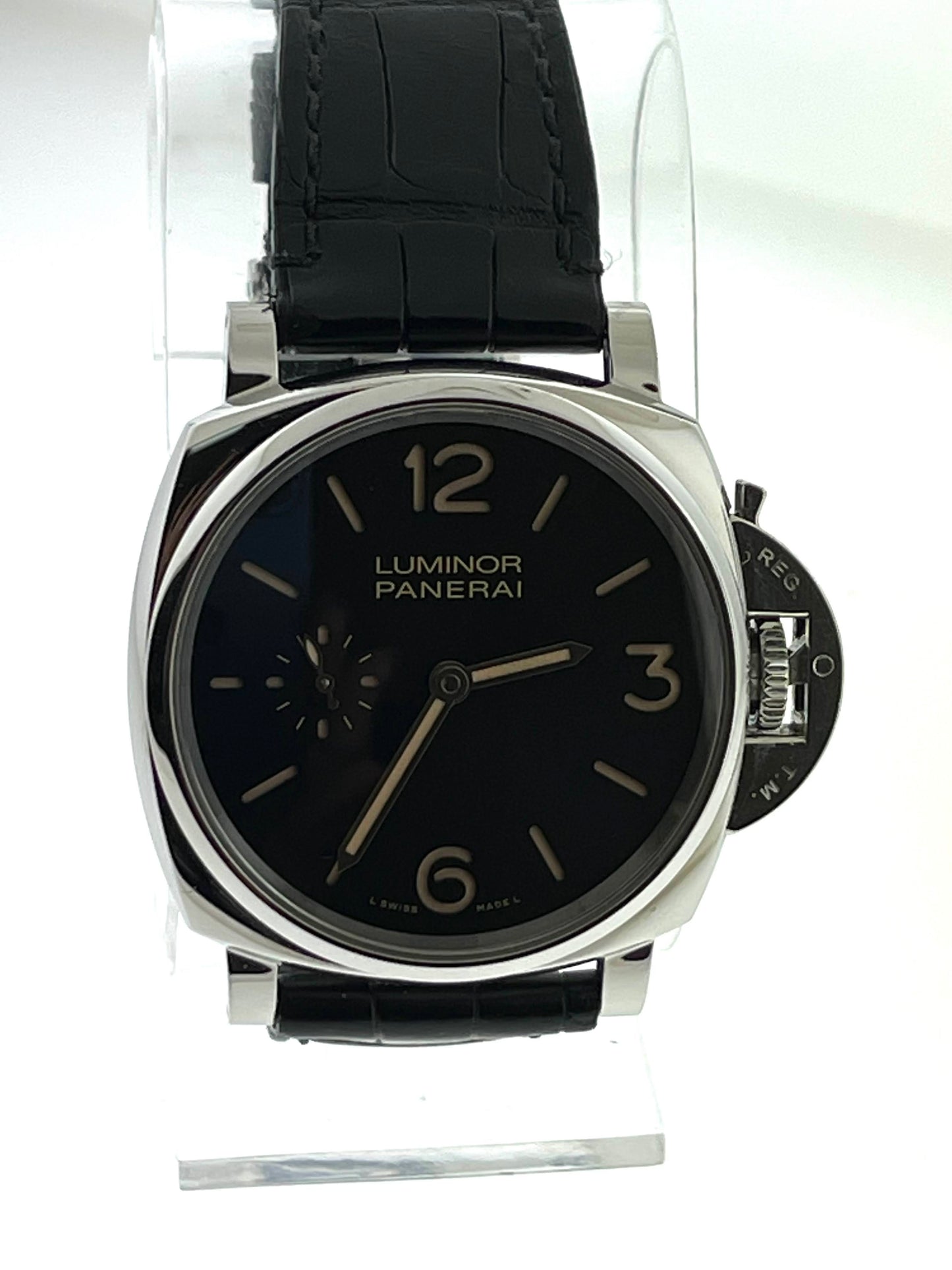 Panerai Luminor Pam 676 Manual Wind Black Rhodium Dial No Papers 42mm