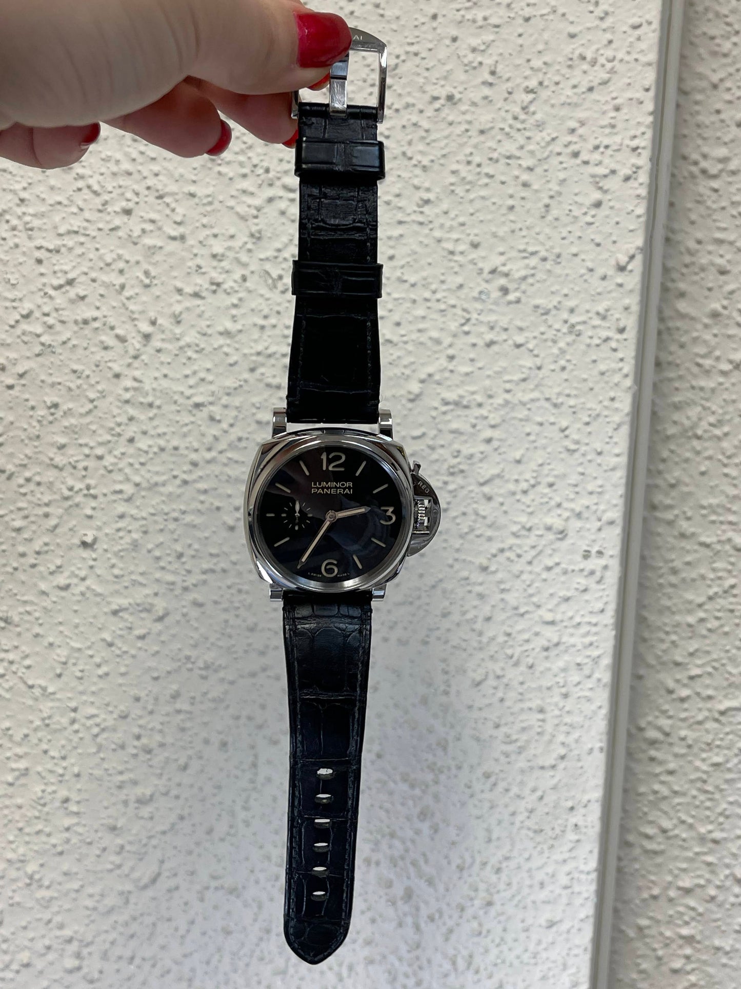 Panerai Luminor Pam 676 Manual Wind Black Rhodium Dial No Papers 42mm