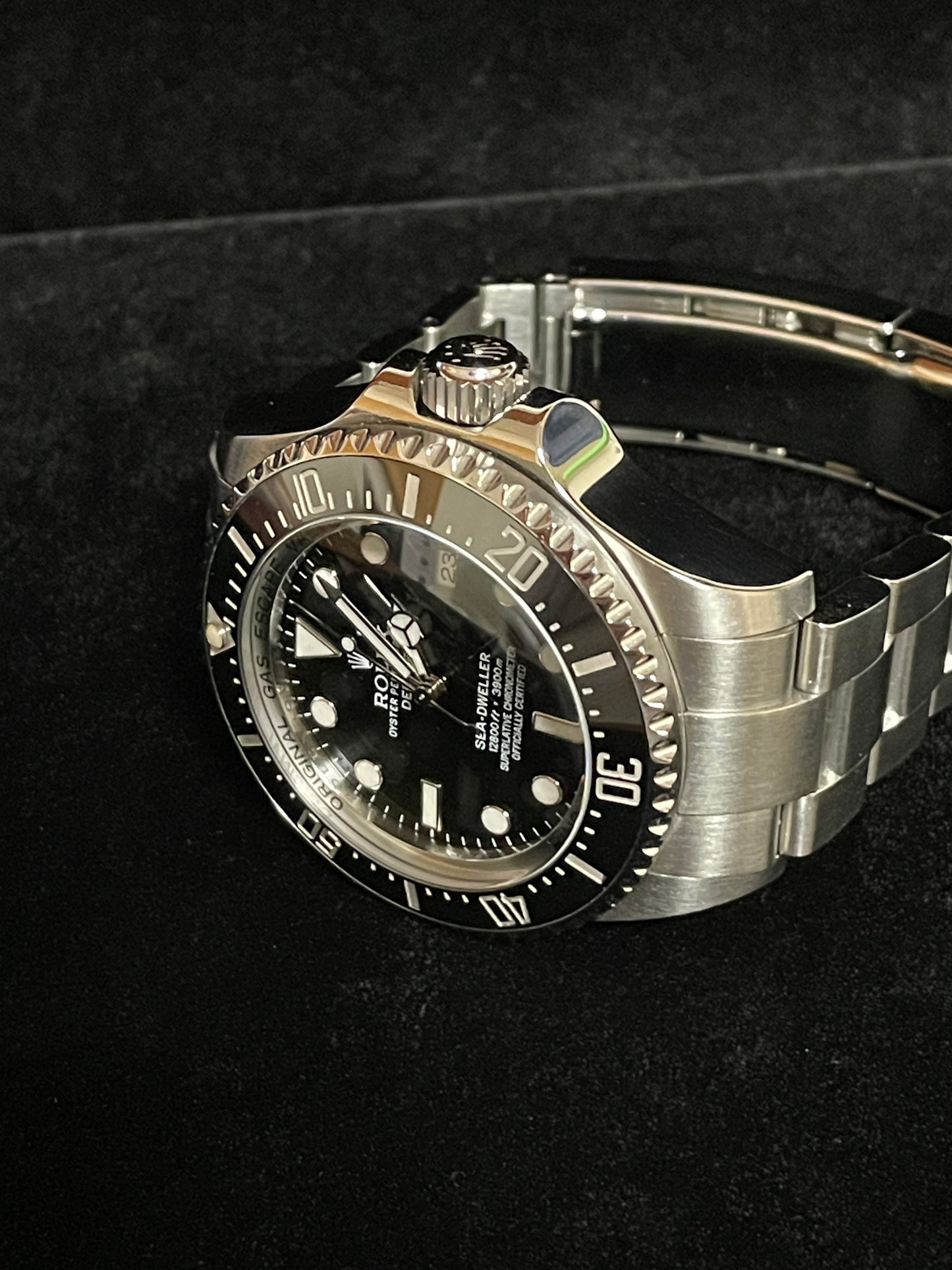 2012 Rolex Deepsea Sea-Dweller 116660 Black Dial SS Oyster With Papers 44mm