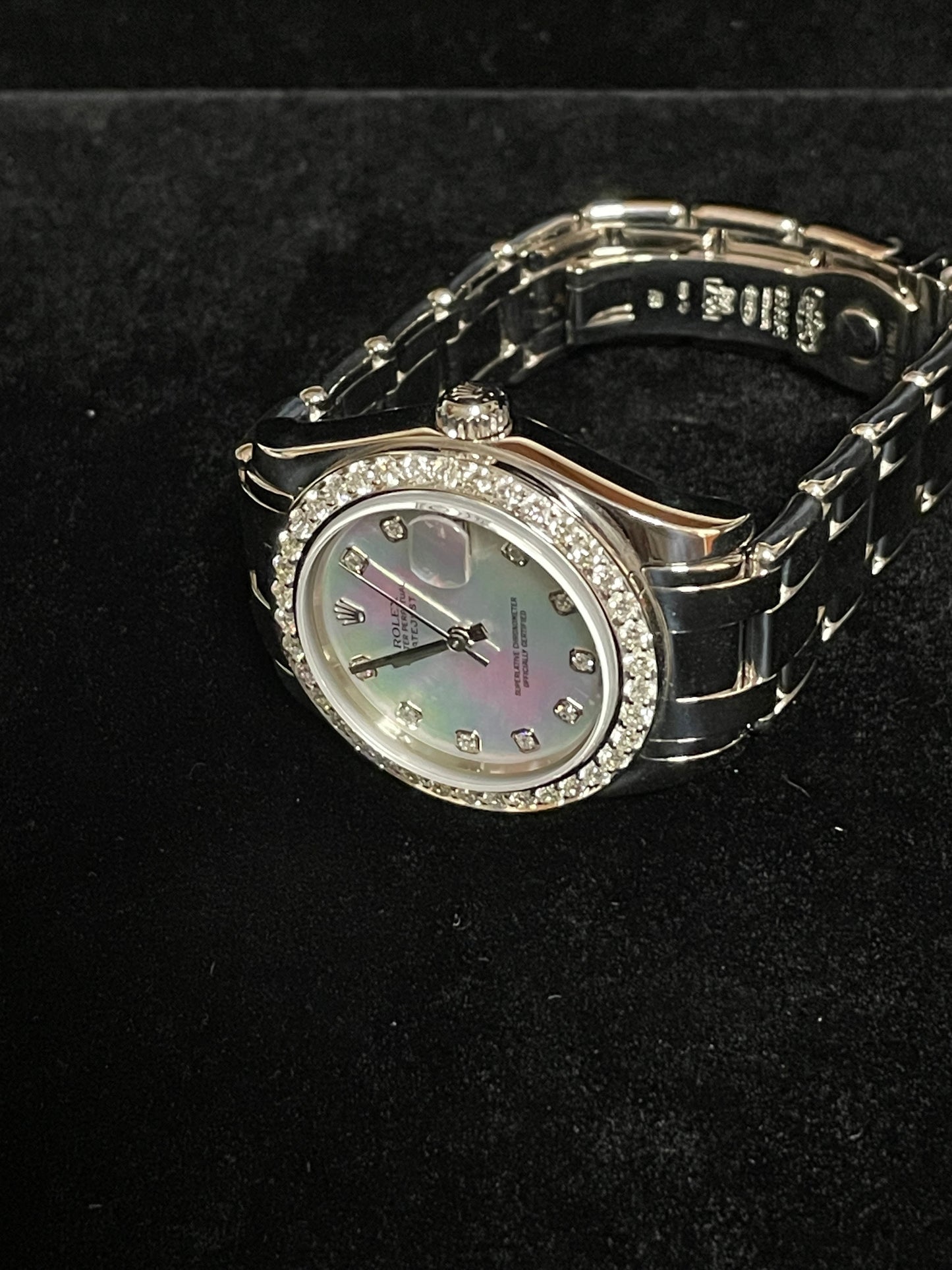 2002 Rolex Ladies 81209 MOP Diamond Dial and Bezel WG 18kt Pearlmaster 34mm