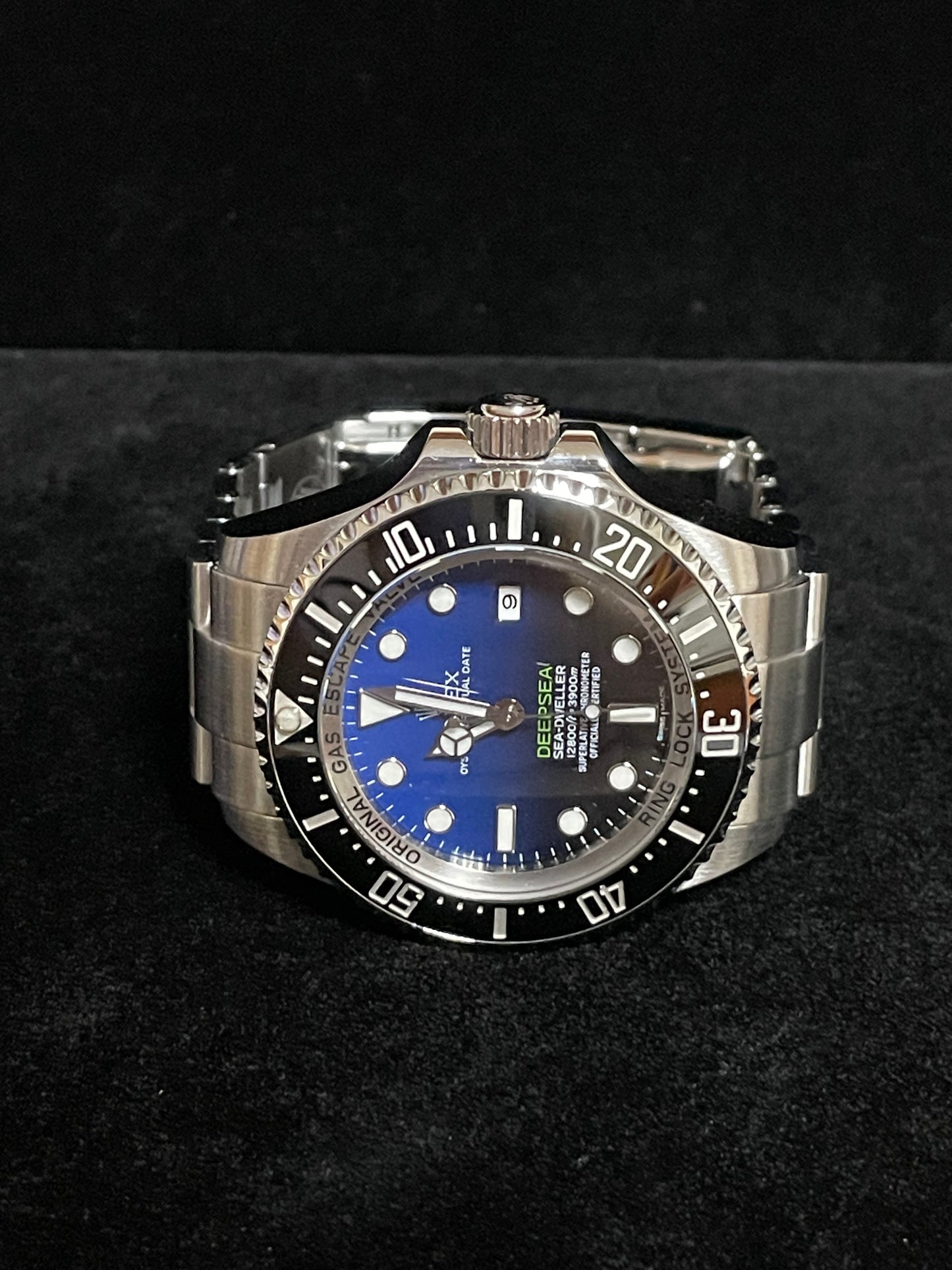 2016 Rolex Deepsea Sea-Dweller 116660 James Cameron Black Blue Dial SS 43mm