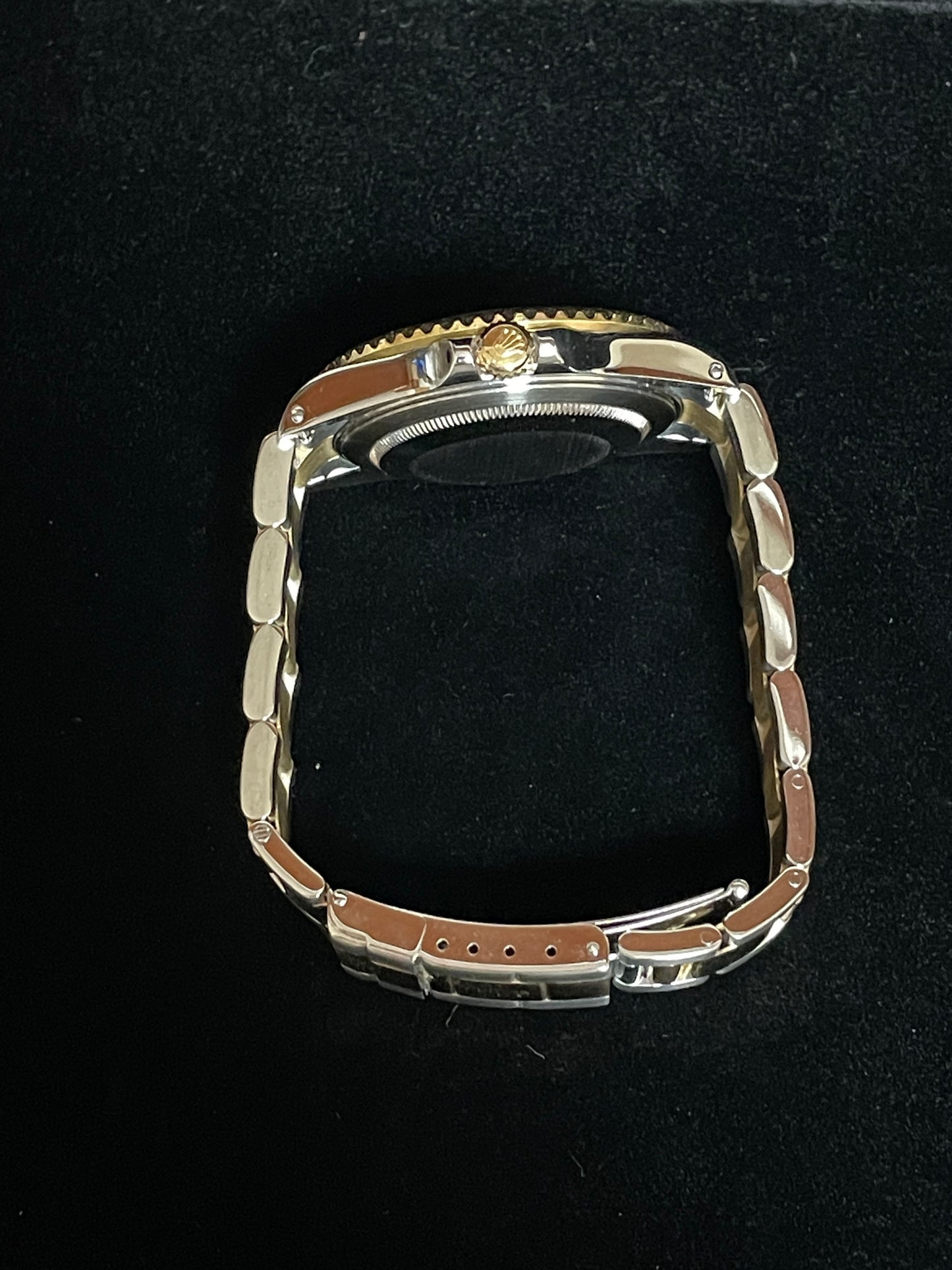 2001 Rolex GMT-Master II 16713 Root Beer Dial TT Oyster Gold Through Buckle 40mm