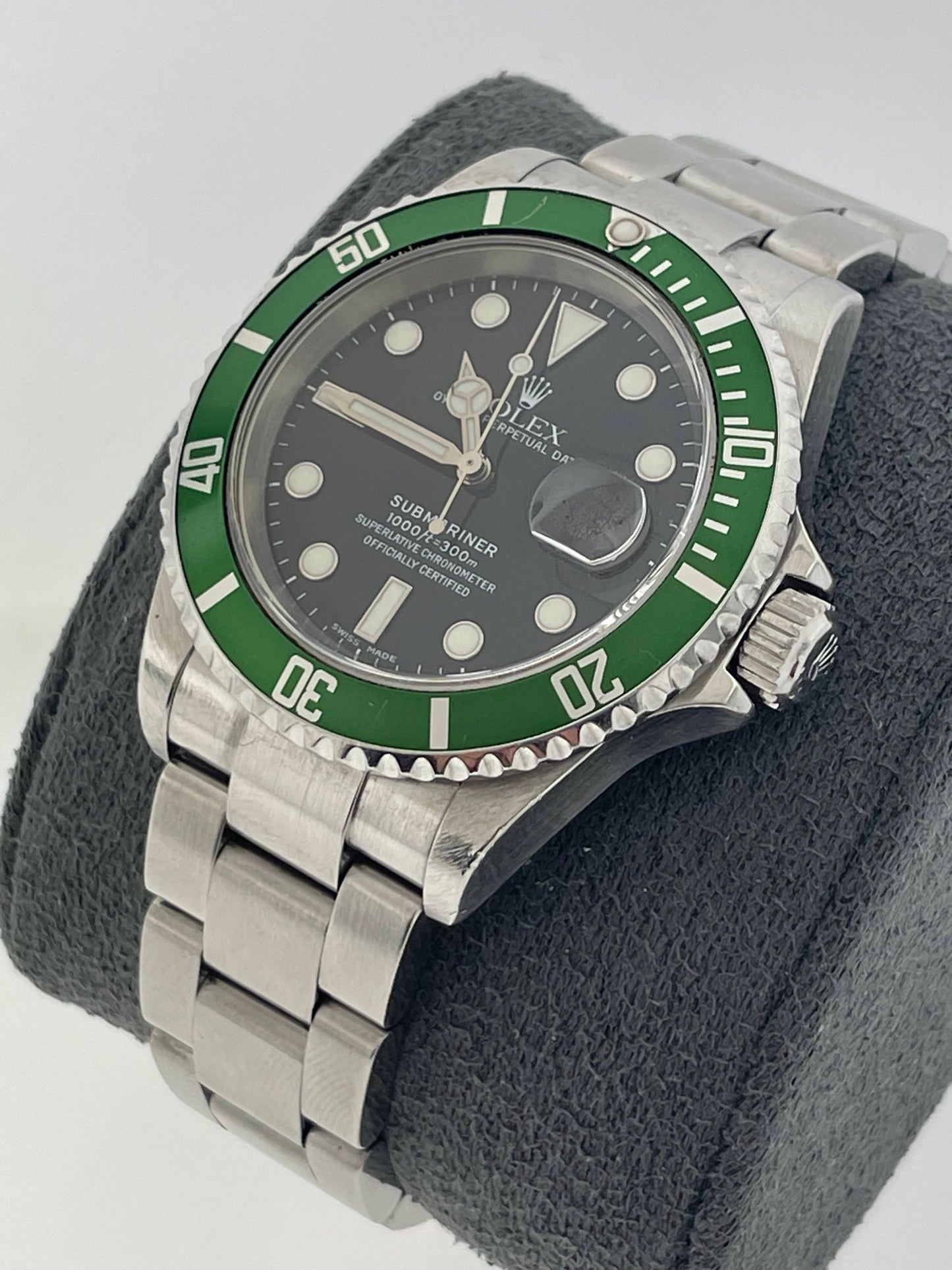 2006 Rolex SubMariner 16610LV Kermit Black Dial No Papers 40mm
