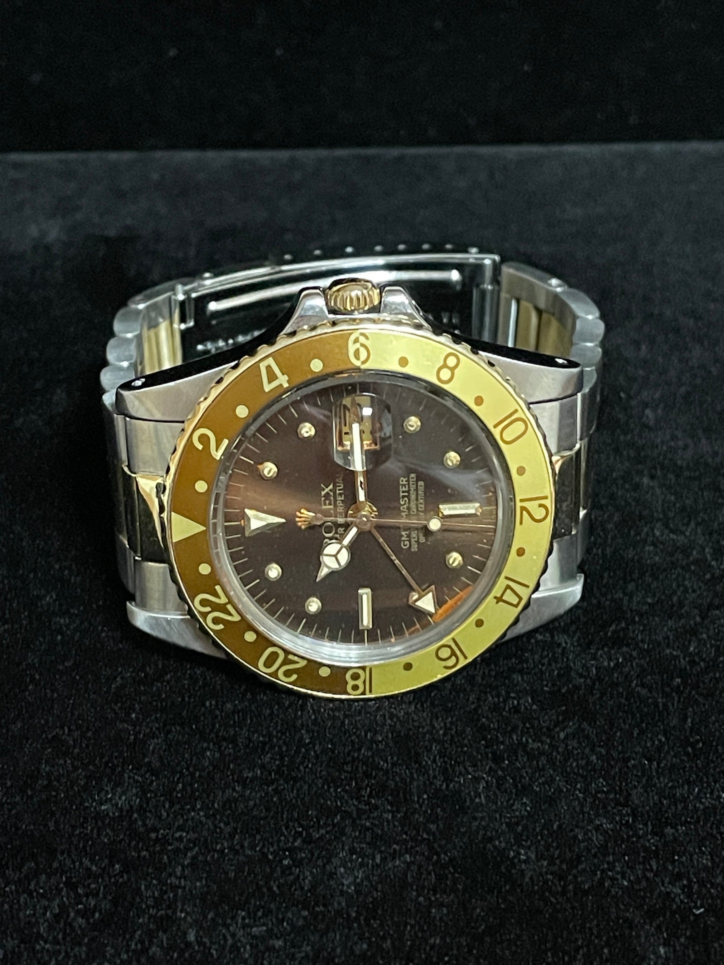 1979 Rolex GMT-Master Root Beer 1675 Brown Nipple Dial TT Oyster No Papers 40mm