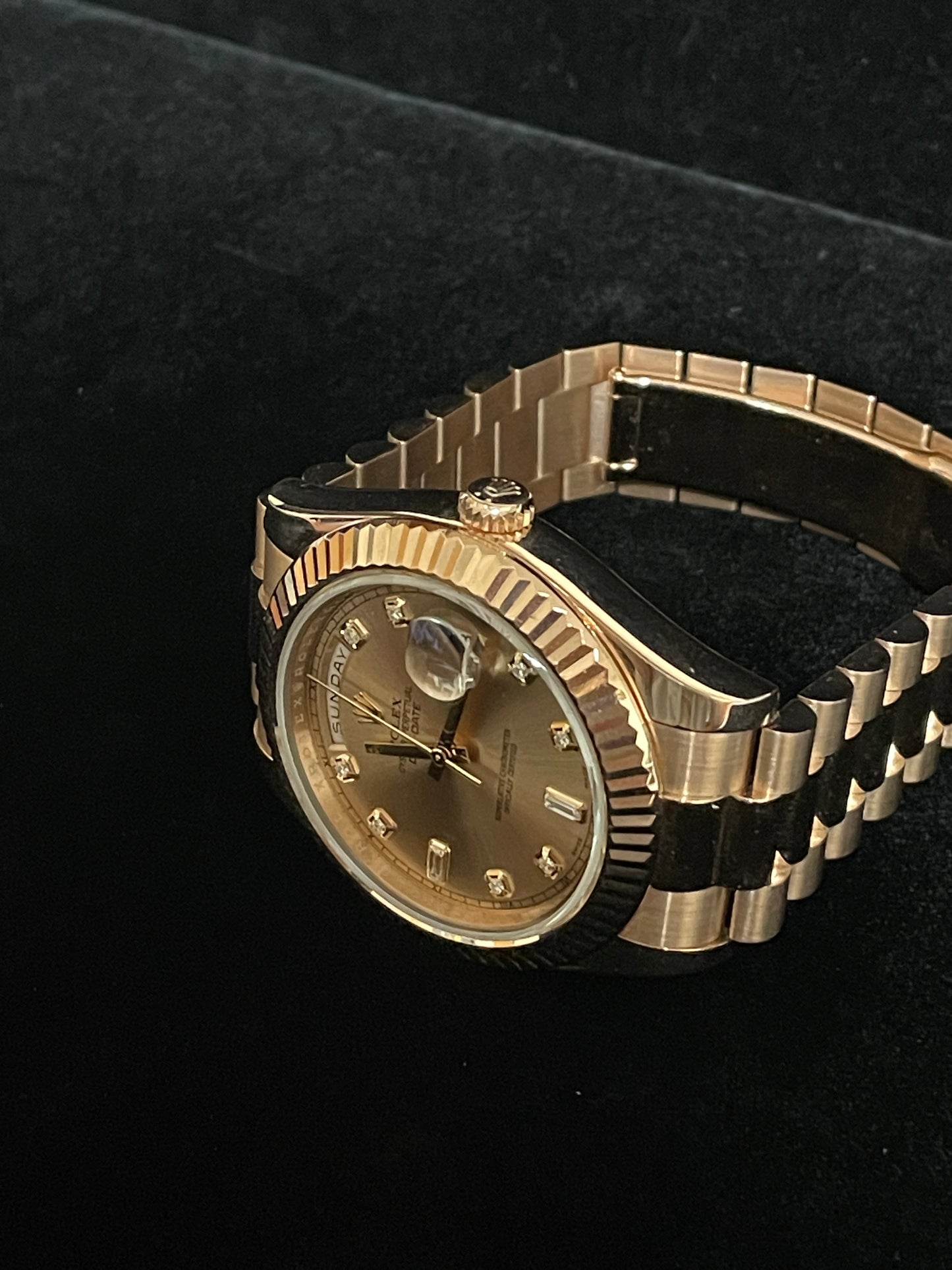 2016 Rolex Day-Date 218235 Rose Diamond Dial Rose Gold President 18kt No Papers