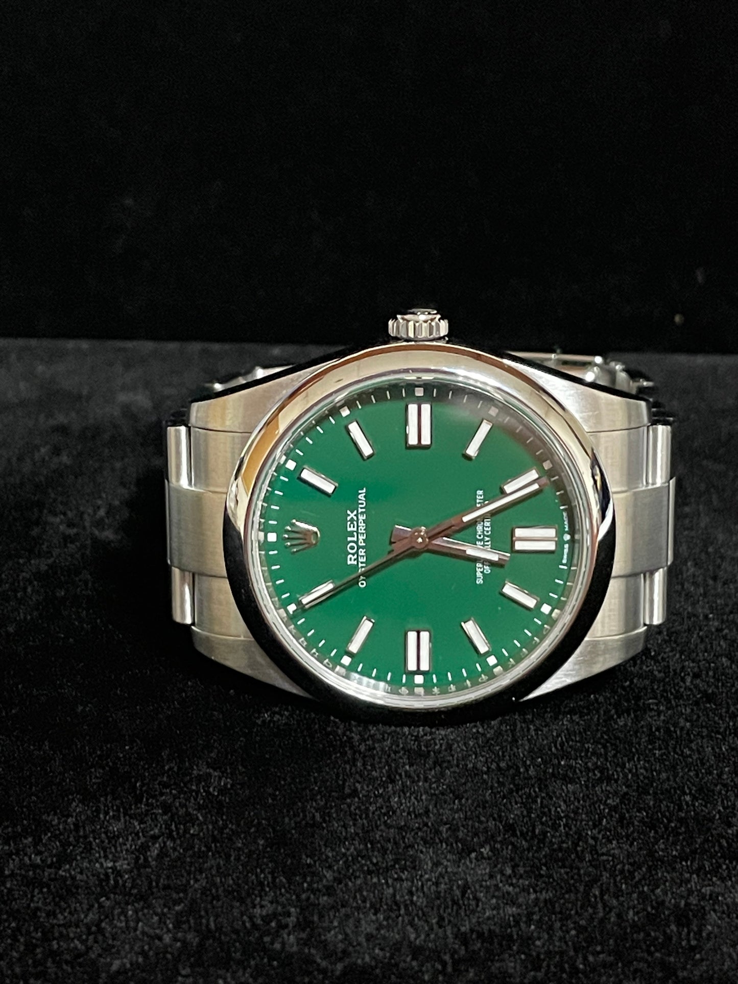 2023 Rolex Oyster Perpetual 124300 Green Dial SS Oyster With Papers 41mm
