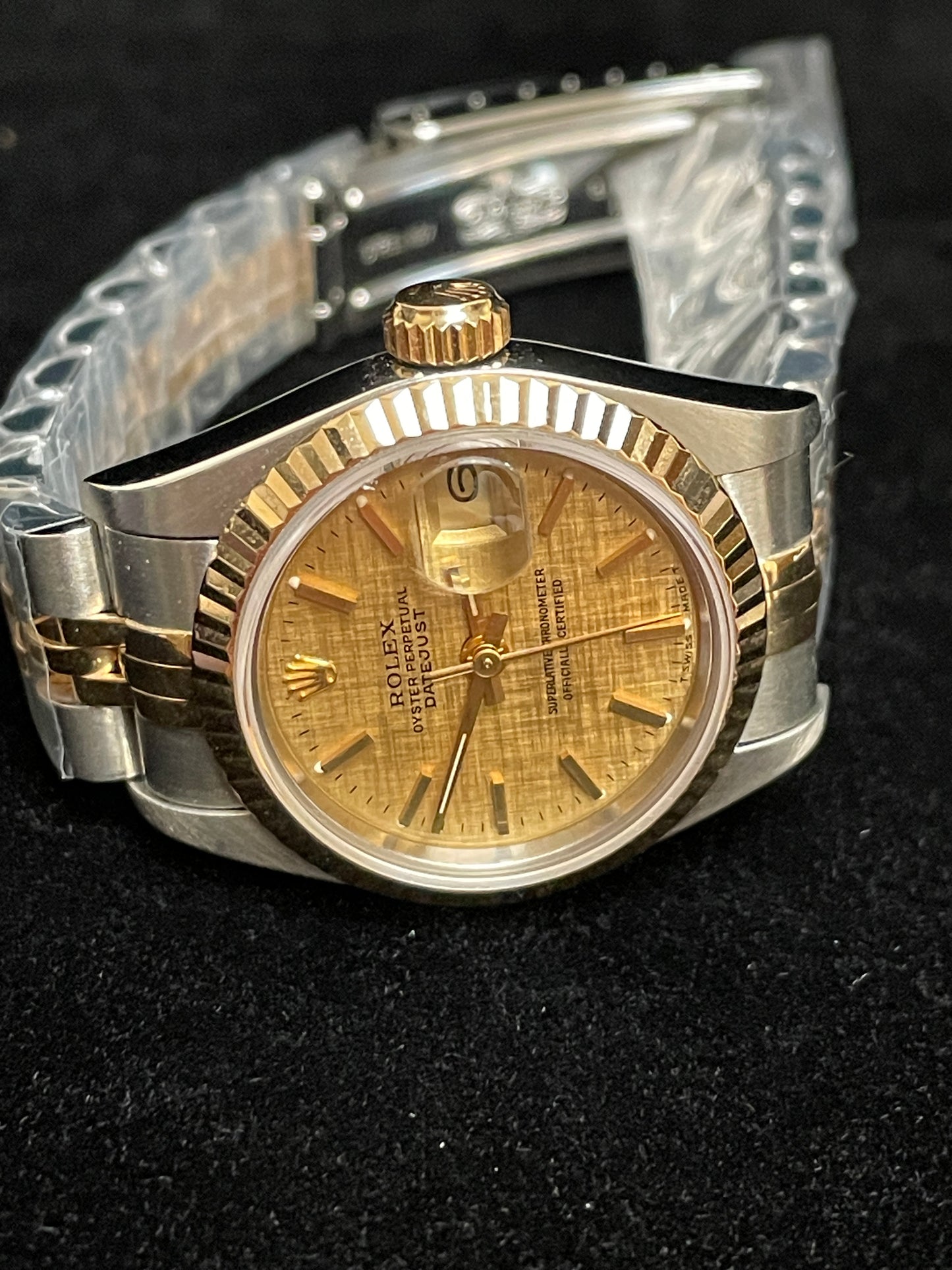 1994 Rolex Ladies Datejust 69173 Champagne Linen Dial TT Jubilee With Paper 26mm