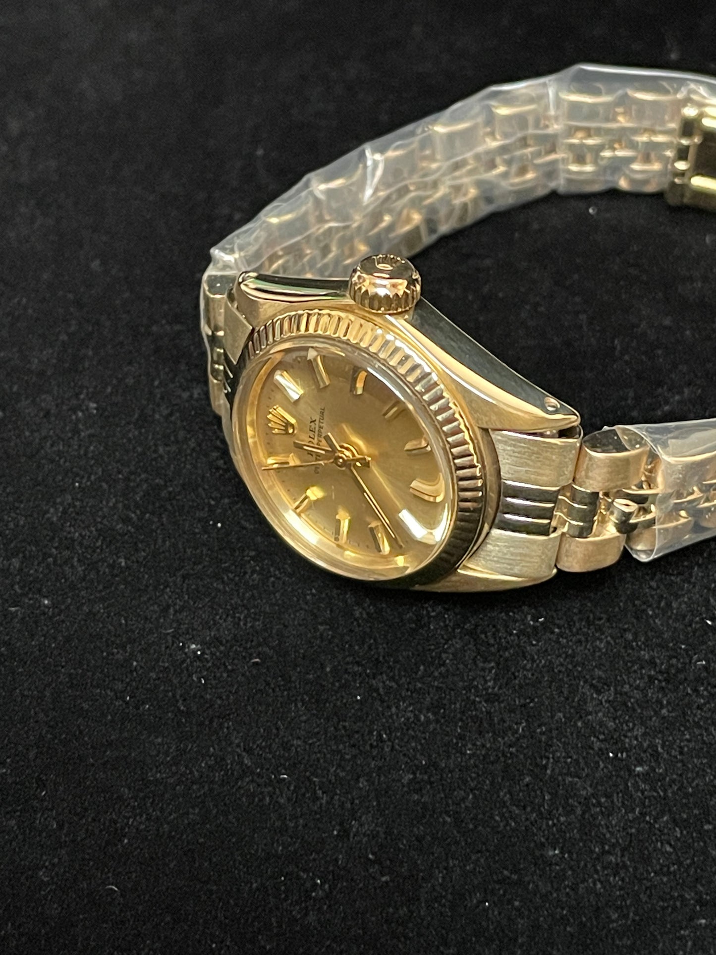 1978 Rolex Ladies Oyster Perpetual 6719 Champagne Dial Jubilee YG 14kt 26mm