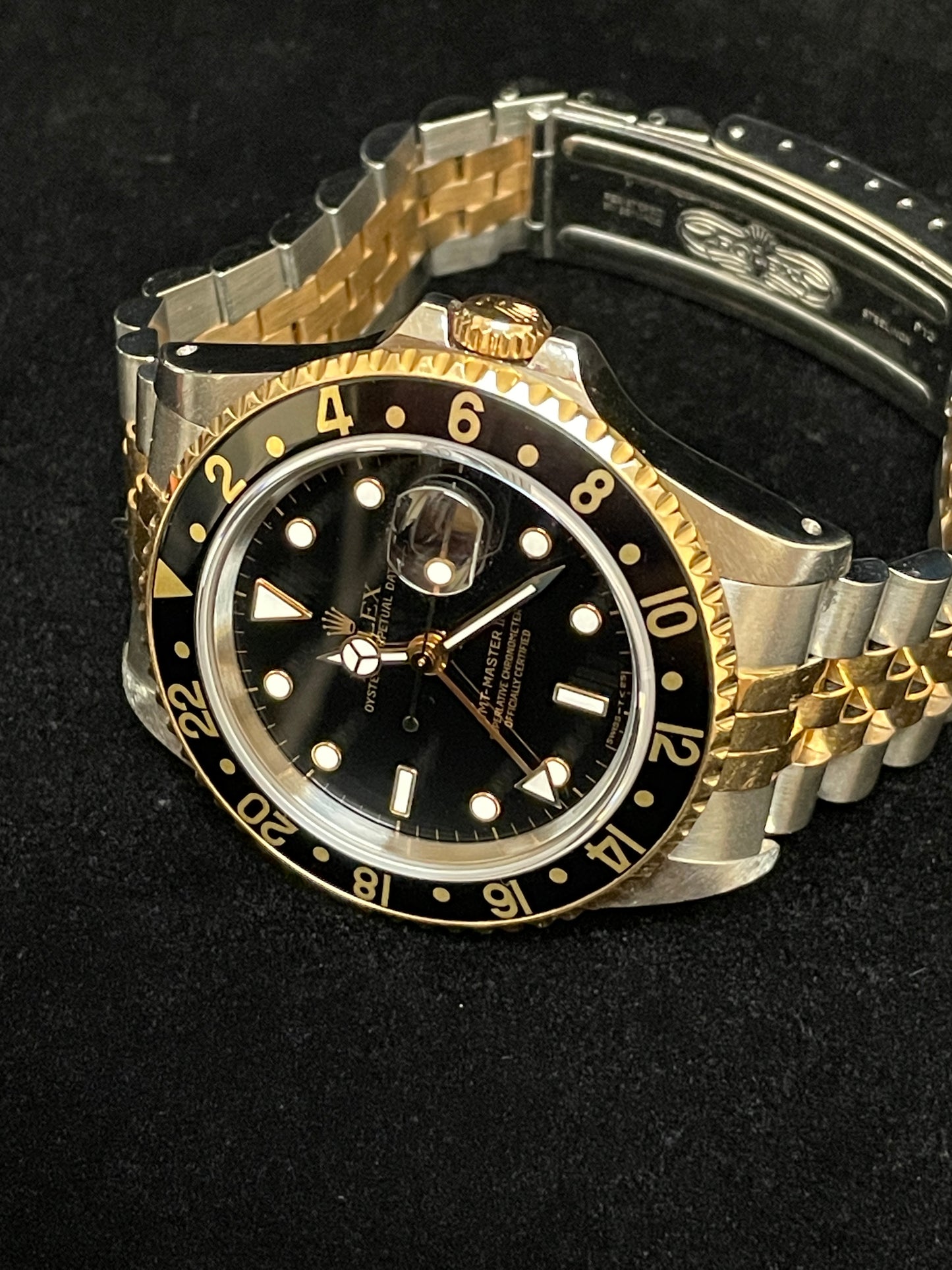1991 Rolex GMT-Master II 16713 Unpolished Black Dial TT 18kt Jubilee 40mm